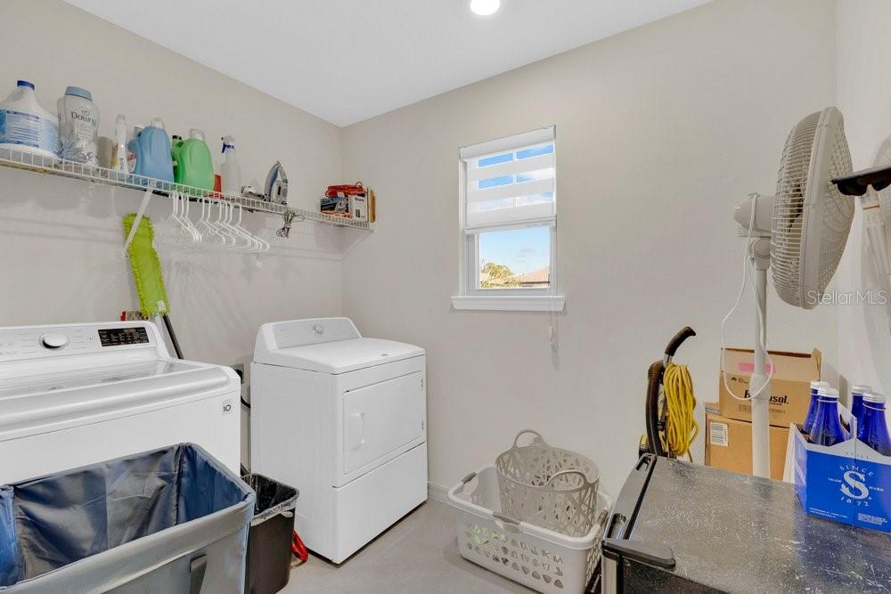 Image 21 of 37 For 9547 Juniper Moss Circle