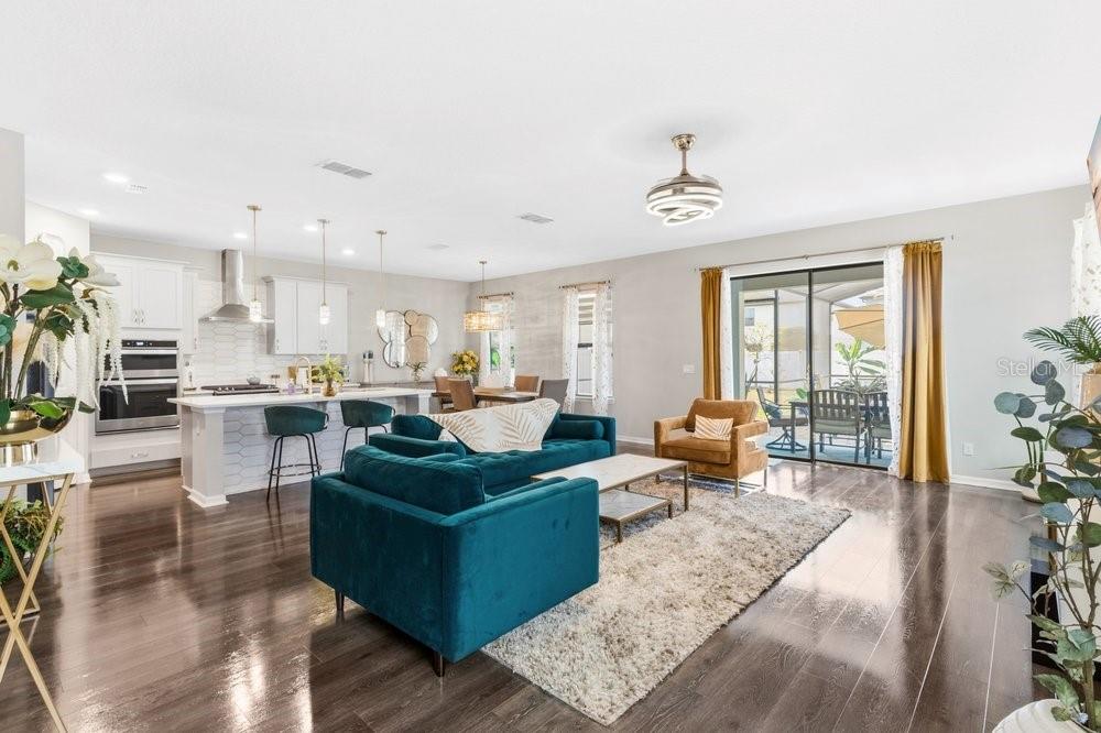 Image 4 of 37 For 9547 Juniper Moss Circle