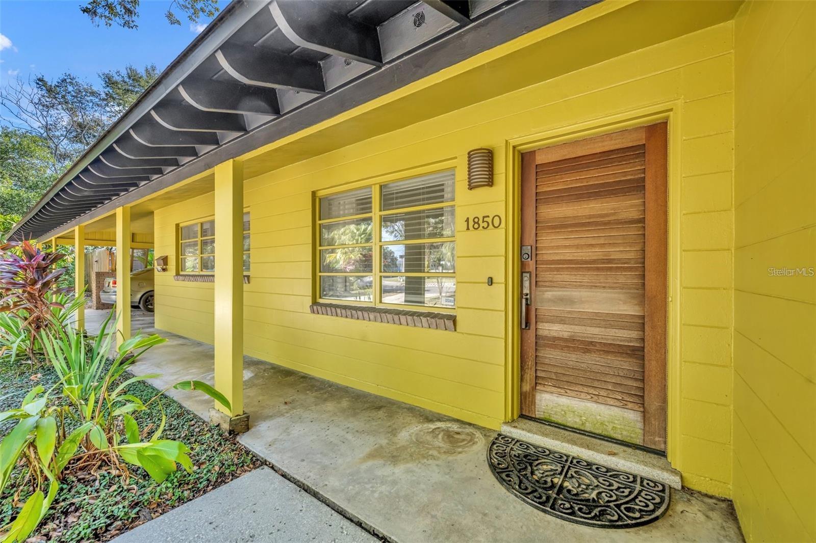 Image 2 of 32 For 1850 Whitehall Drive