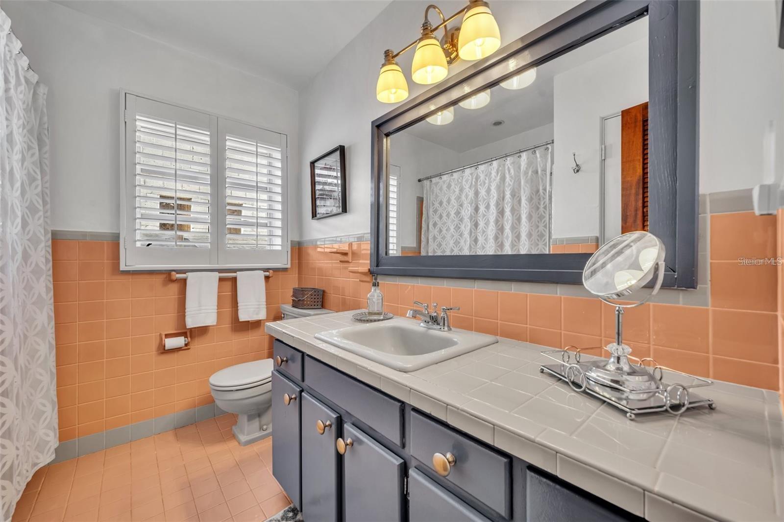 Image 21 of 32 For 1850 Whitehall Drive