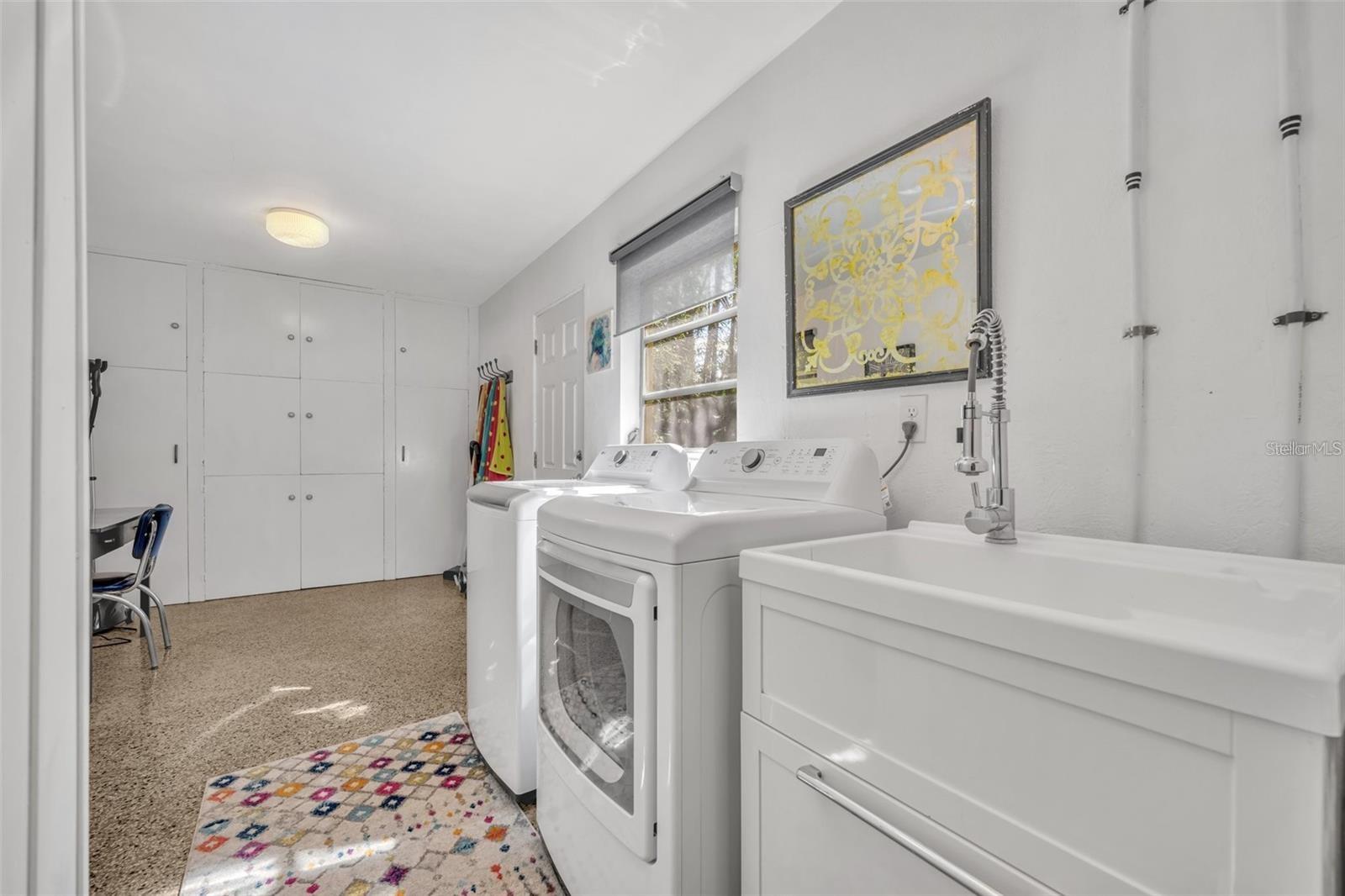 Image 23 of 32 For 1850 Whitehall Drive