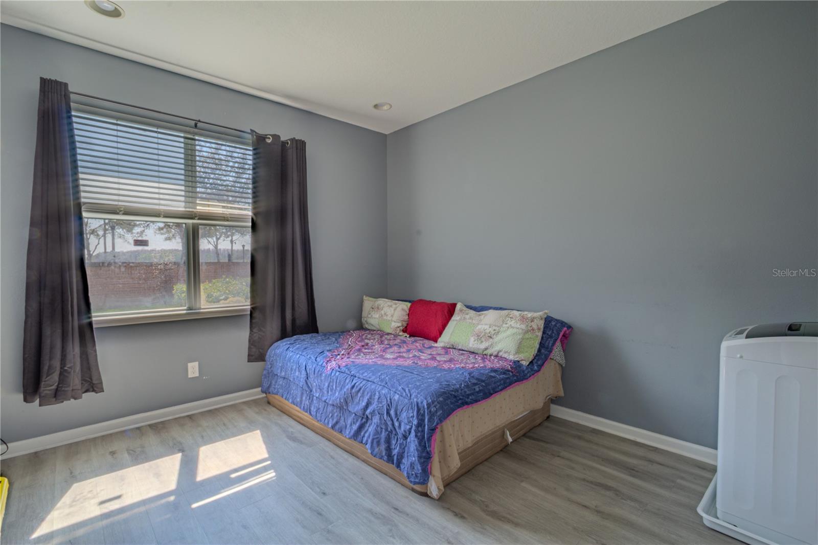 Image 15 of 26 For 762 Terrace Spring Drive