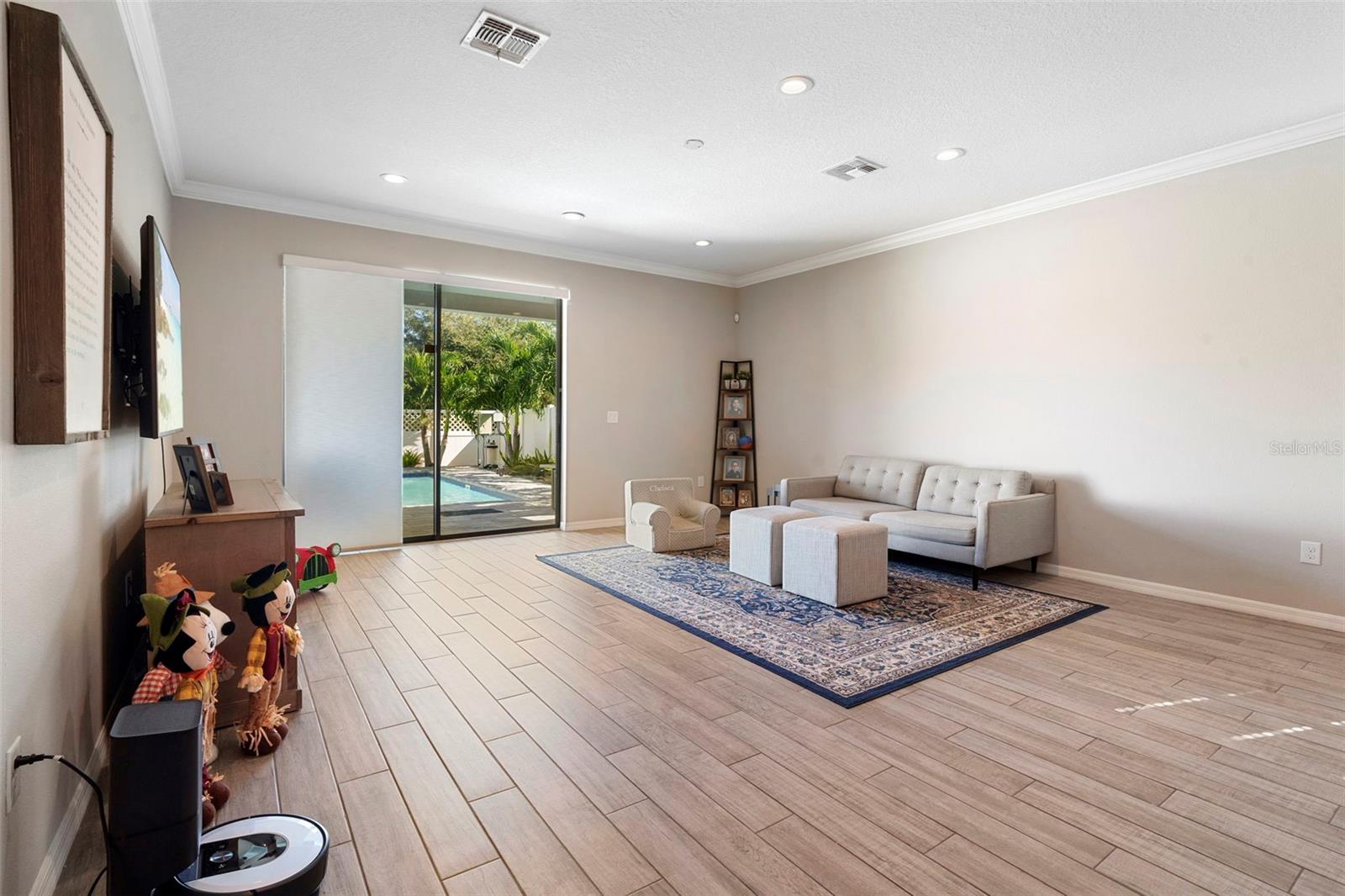 Image 11 of 60 For 12980 Holdenbury Lane