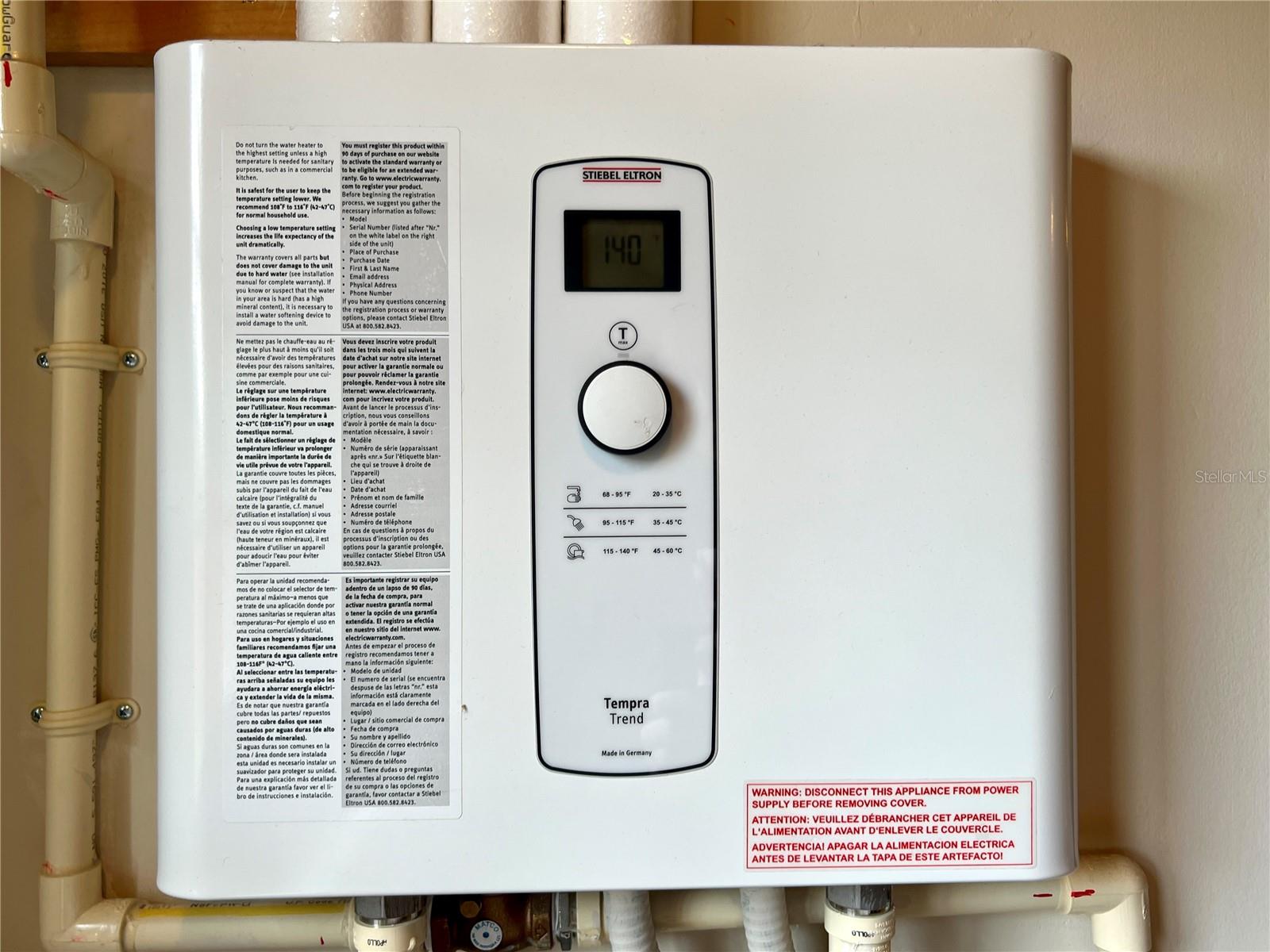 Listing photo id 14 for 717 Hampton Avenue