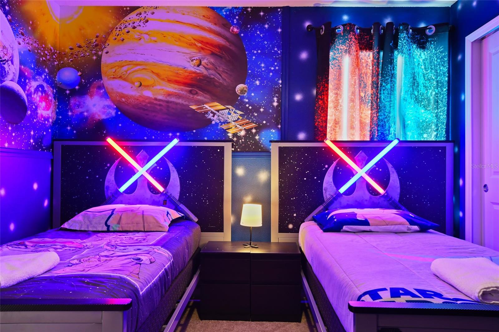 Image 34 of 73 For 4428 Kaipo Road