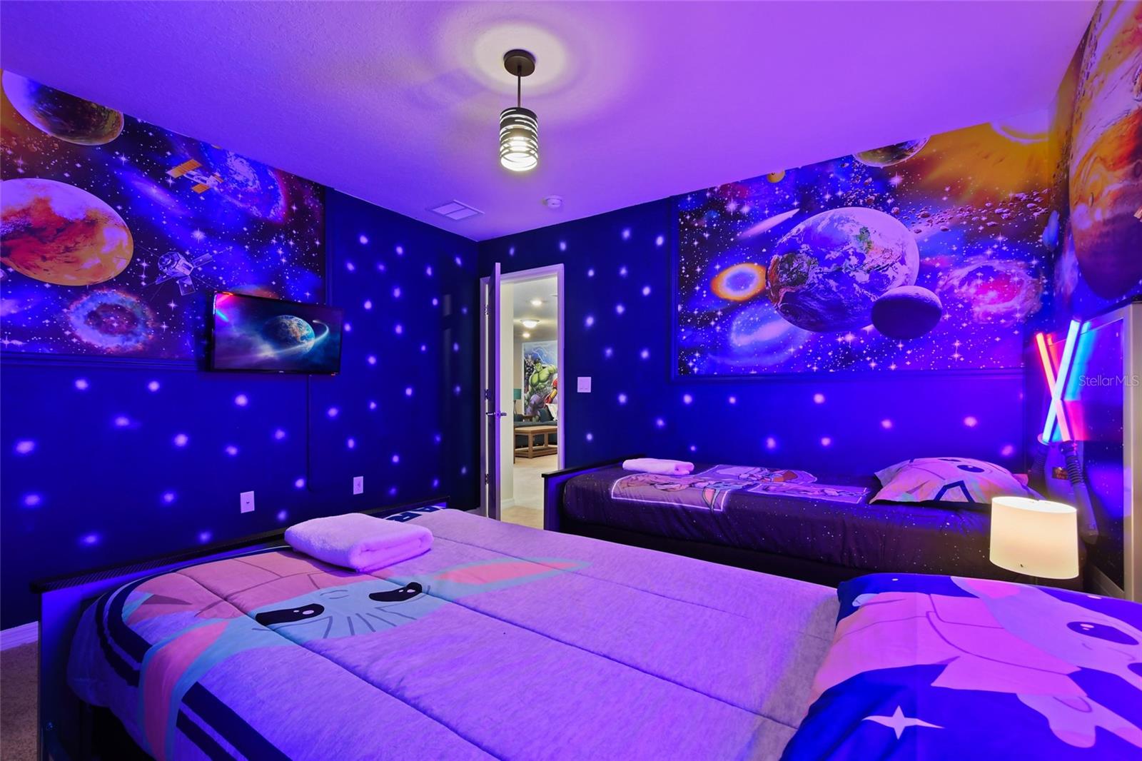 Image 35 of 73 For 4428 Kaipo Road