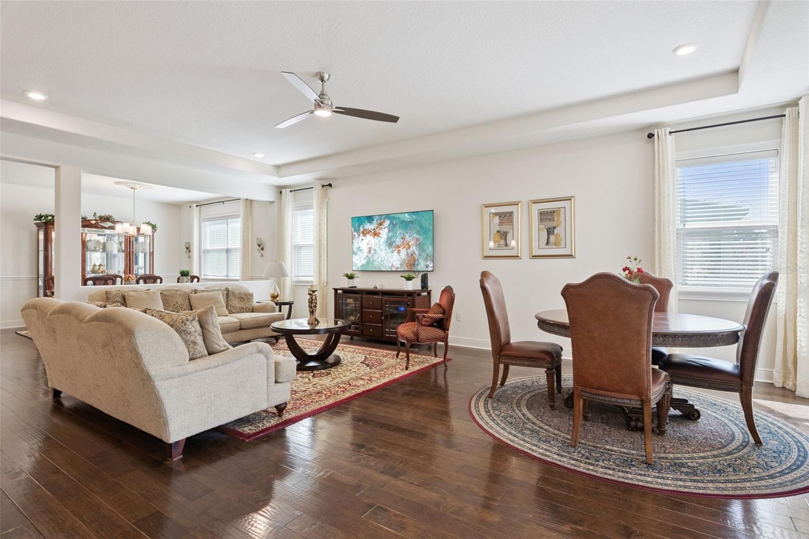 Image 10 of 37 For 14254 Seranoa Drive