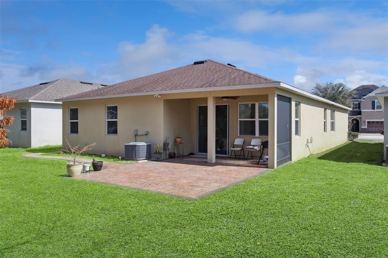 Image 23 of 37 For 14254 Seranoa Drive