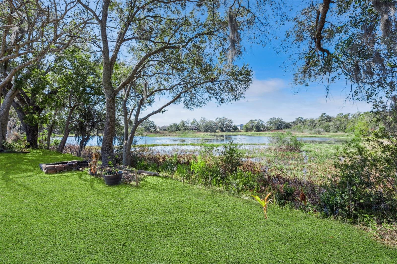 Image 26 of 37 For 14254 Seranoa Drive