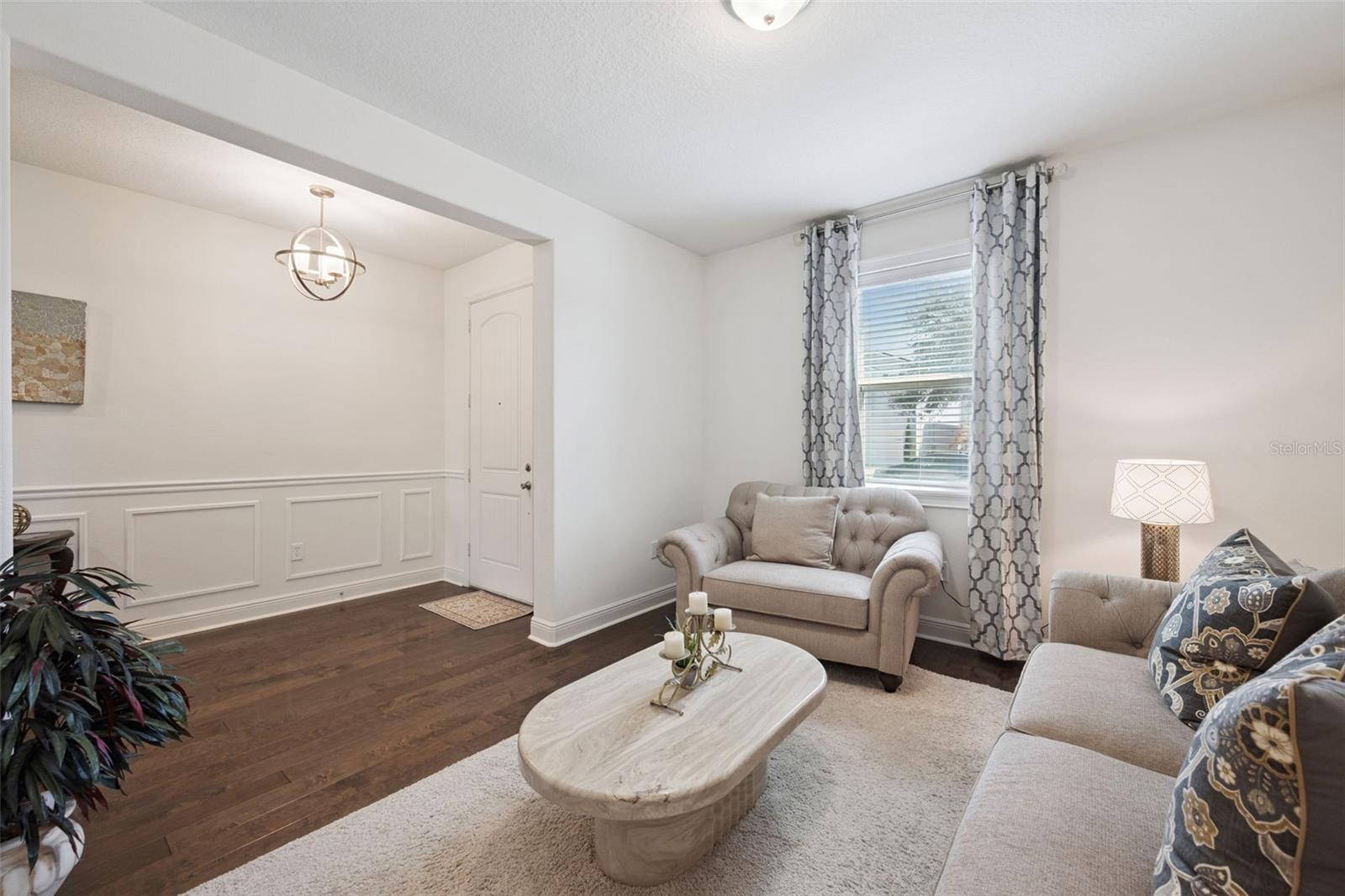 Image 6 of 37 For 14254 Seranoa Drive