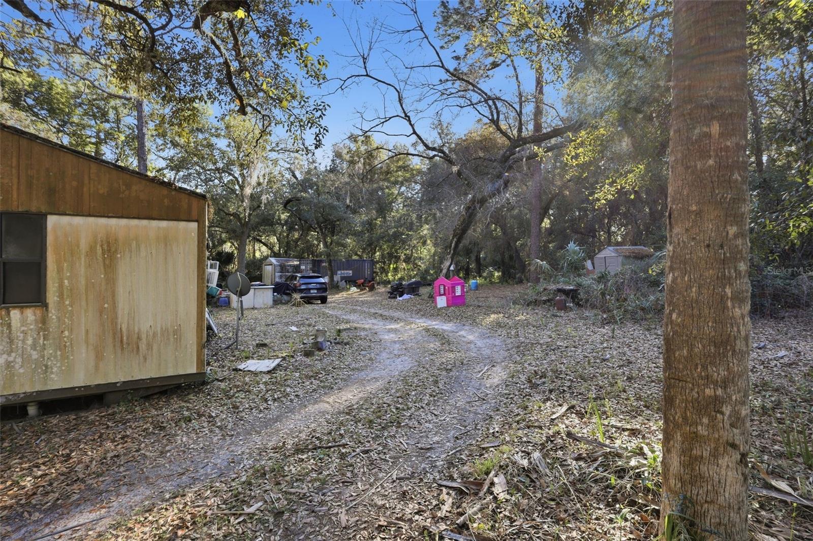 Image 15 of 31 For 932 Country Club Road