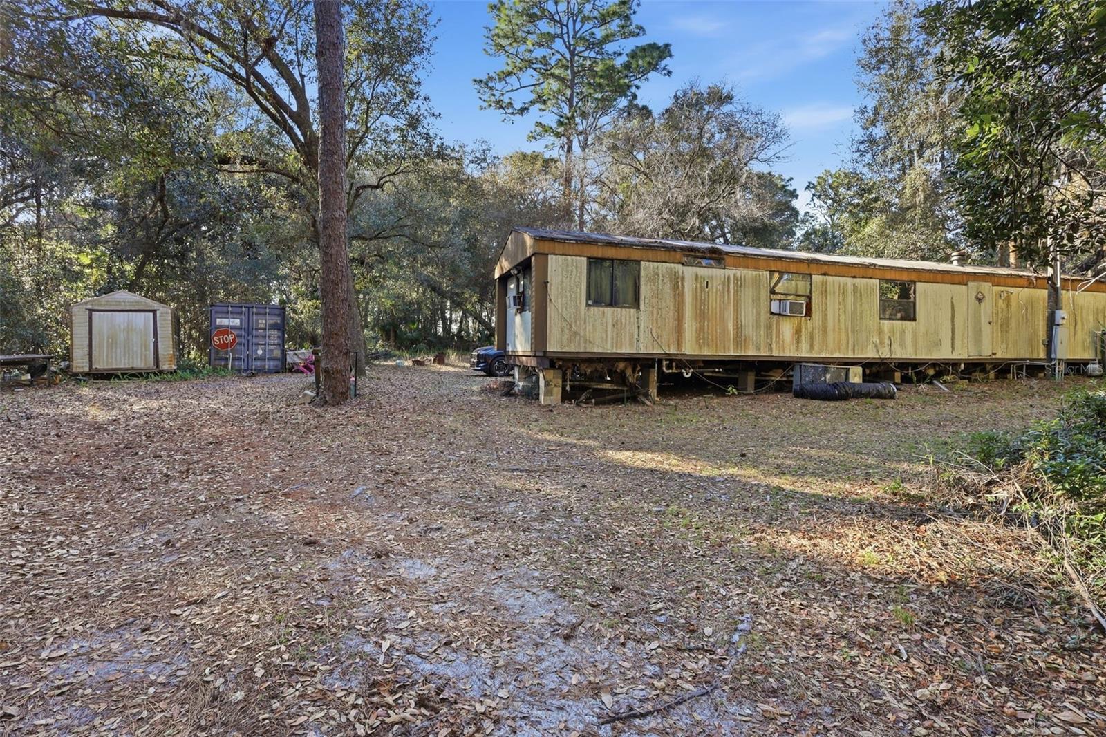 Image 18 of 31 For 932 Country Club Road