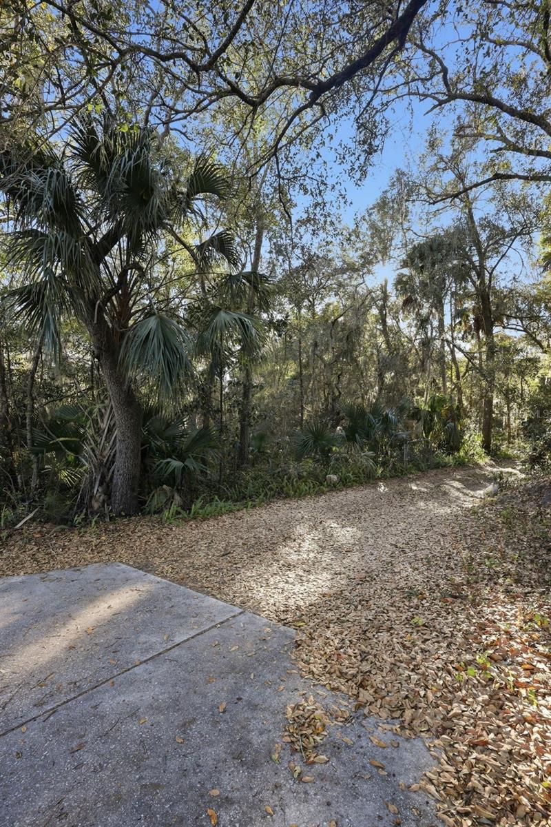 Image 25 of 31 For 932 Country Club Road