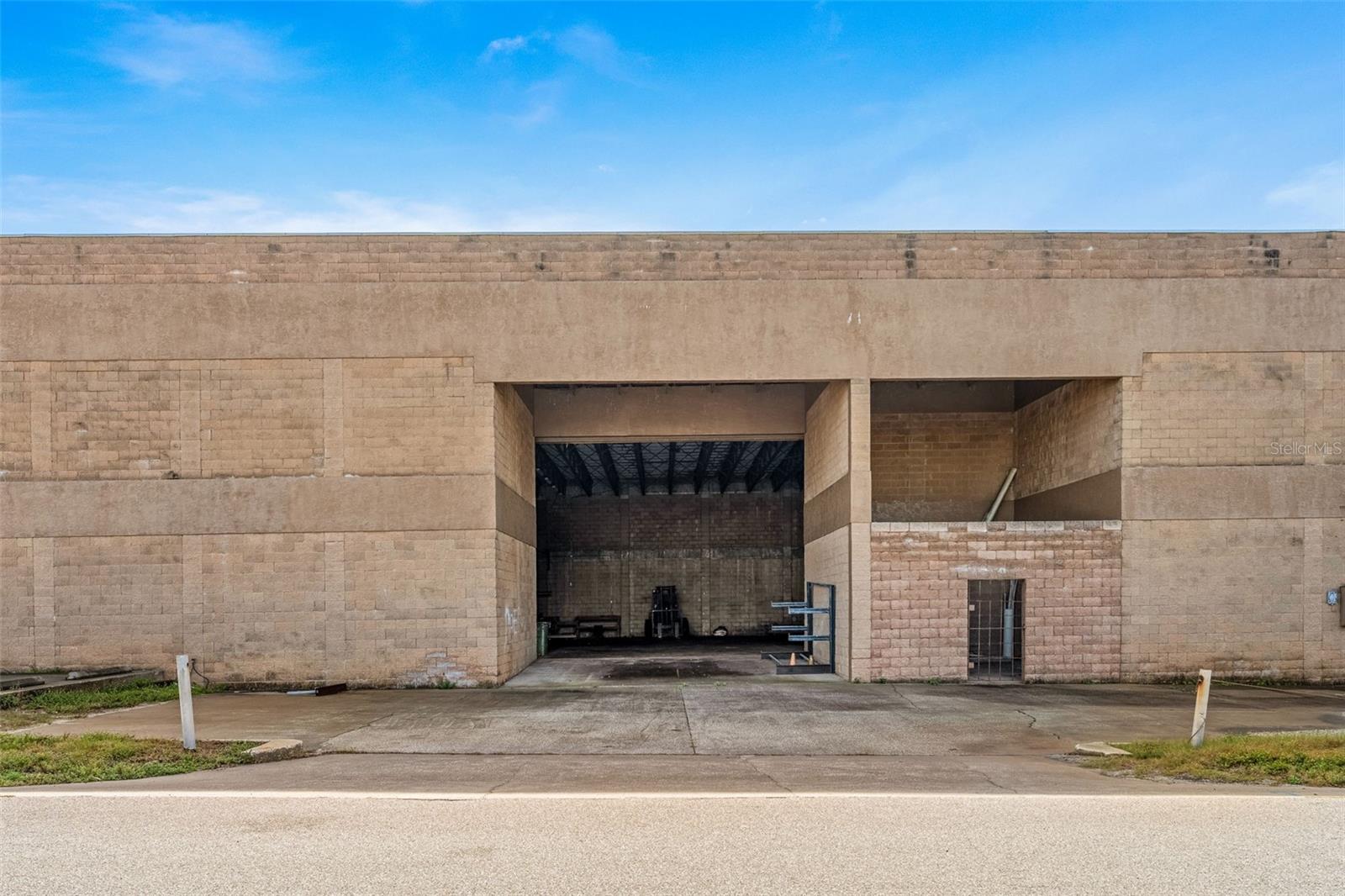 Image 10 of 38 For 1900 S. Atlantic Avenue