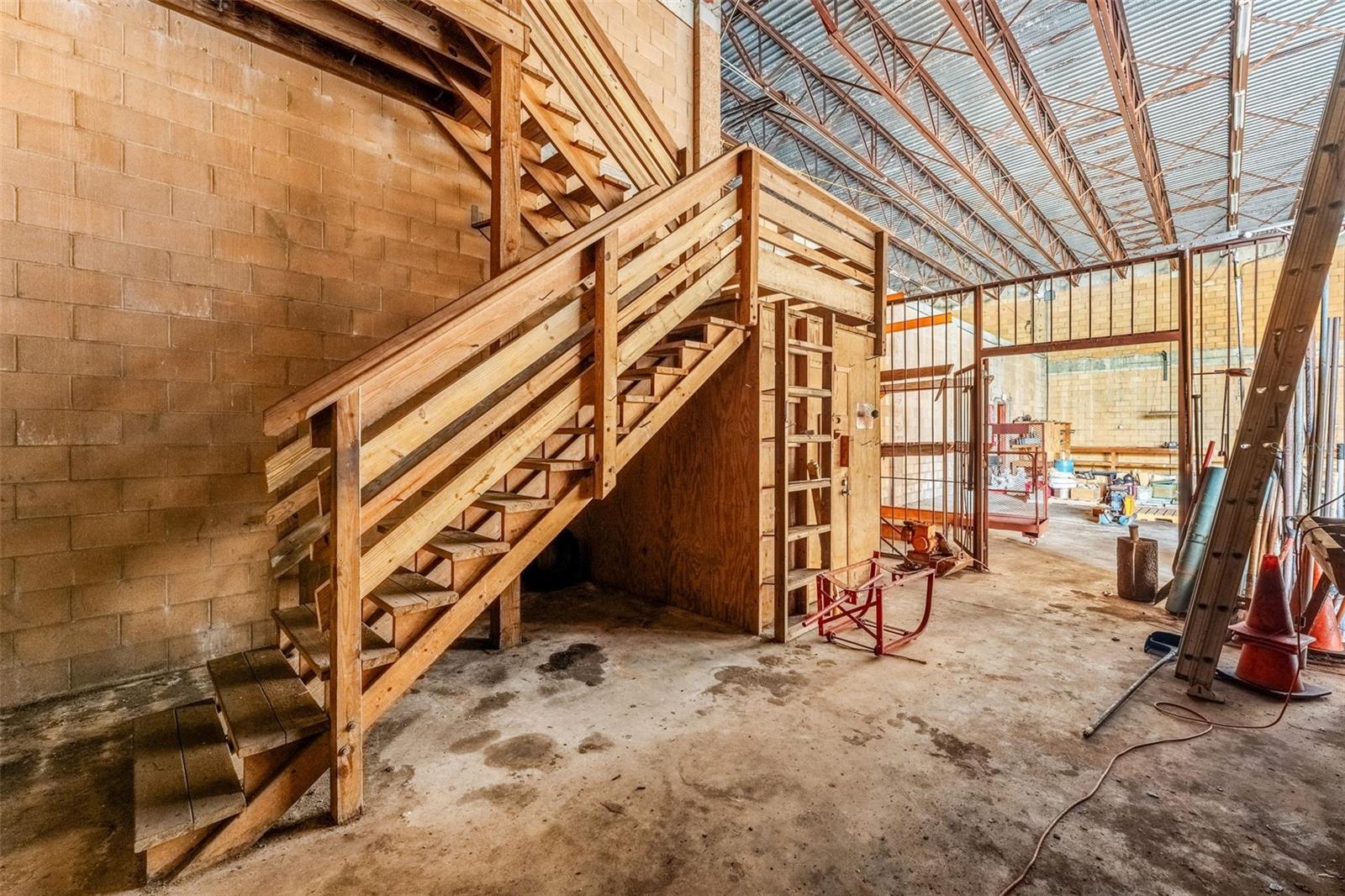 Image 17 of 38 For 1900 S. Atlantic Avenue