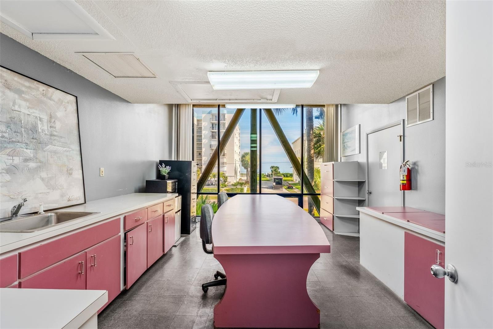 Image 23 of 38 For 1900 S. Atlantic Avenue