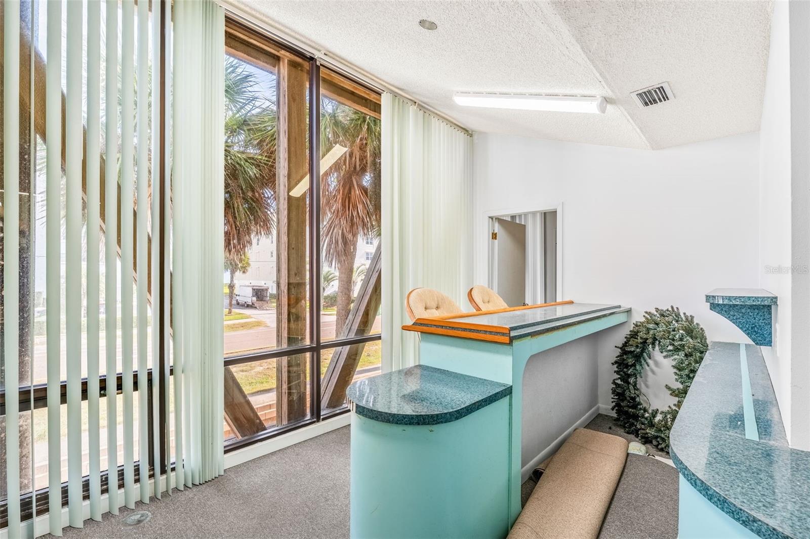 Image 34 of 38 For 1900 S. Atlantic Avenue