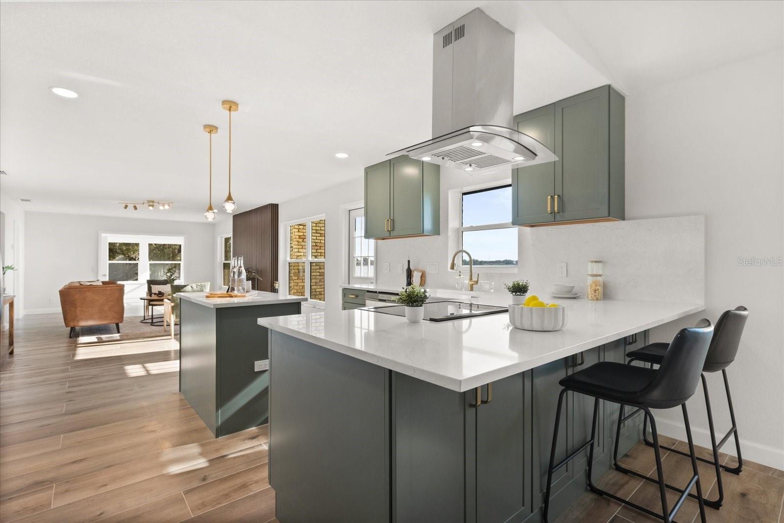 Image 13 of 47 For 9354 Lake Hickory Nut Drive