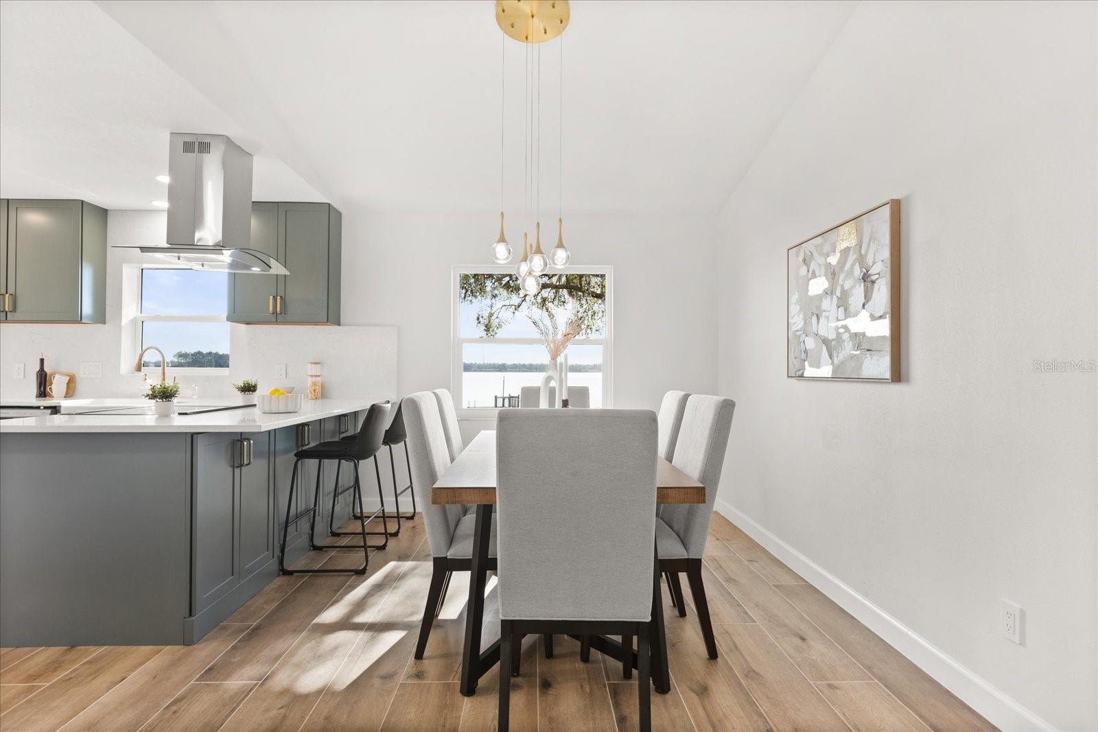 Image 16 of 47 For 9354 Lake Hickory Nut Drive