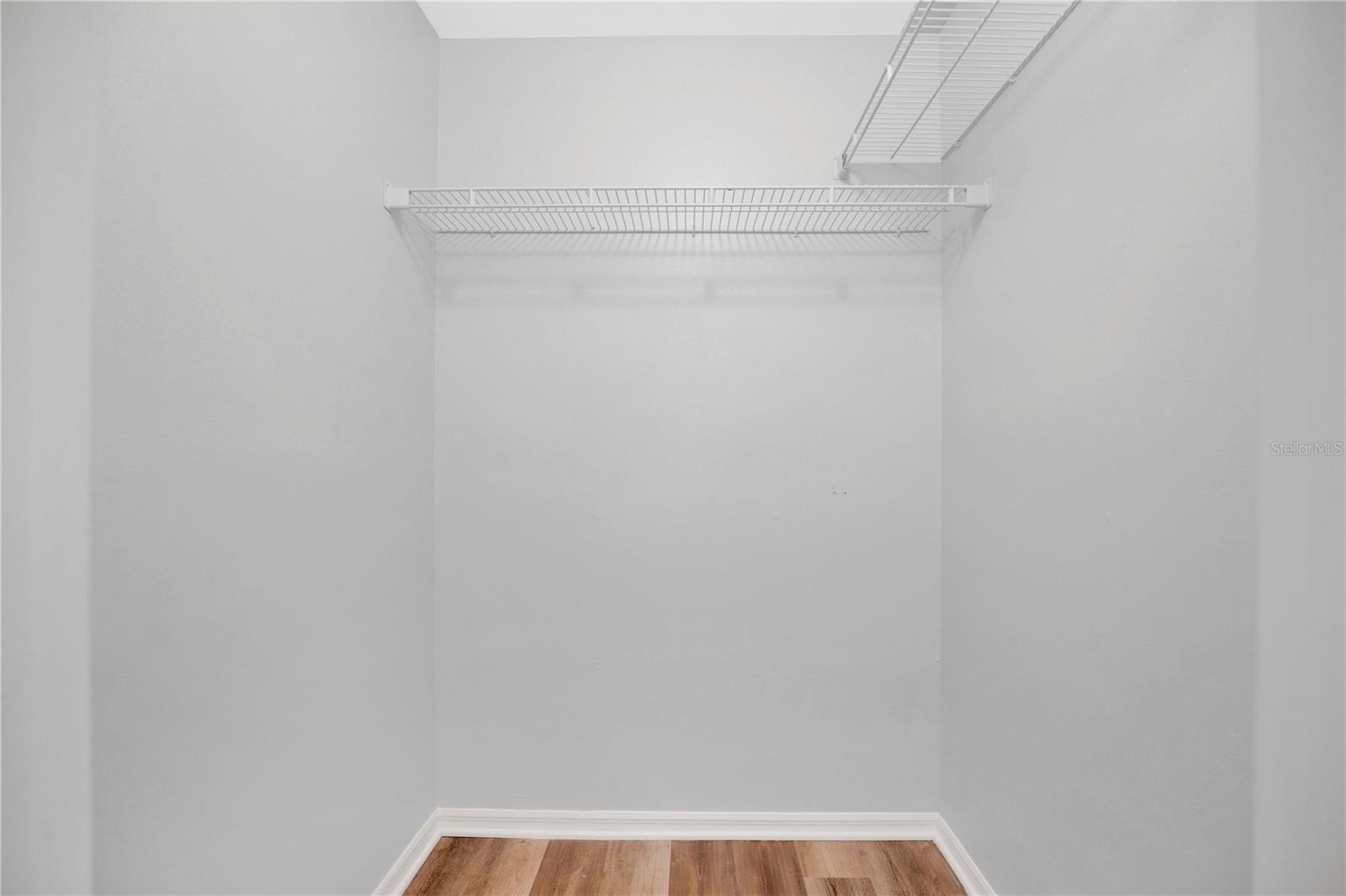 Image 13 of 22 For 901 Beresford Way