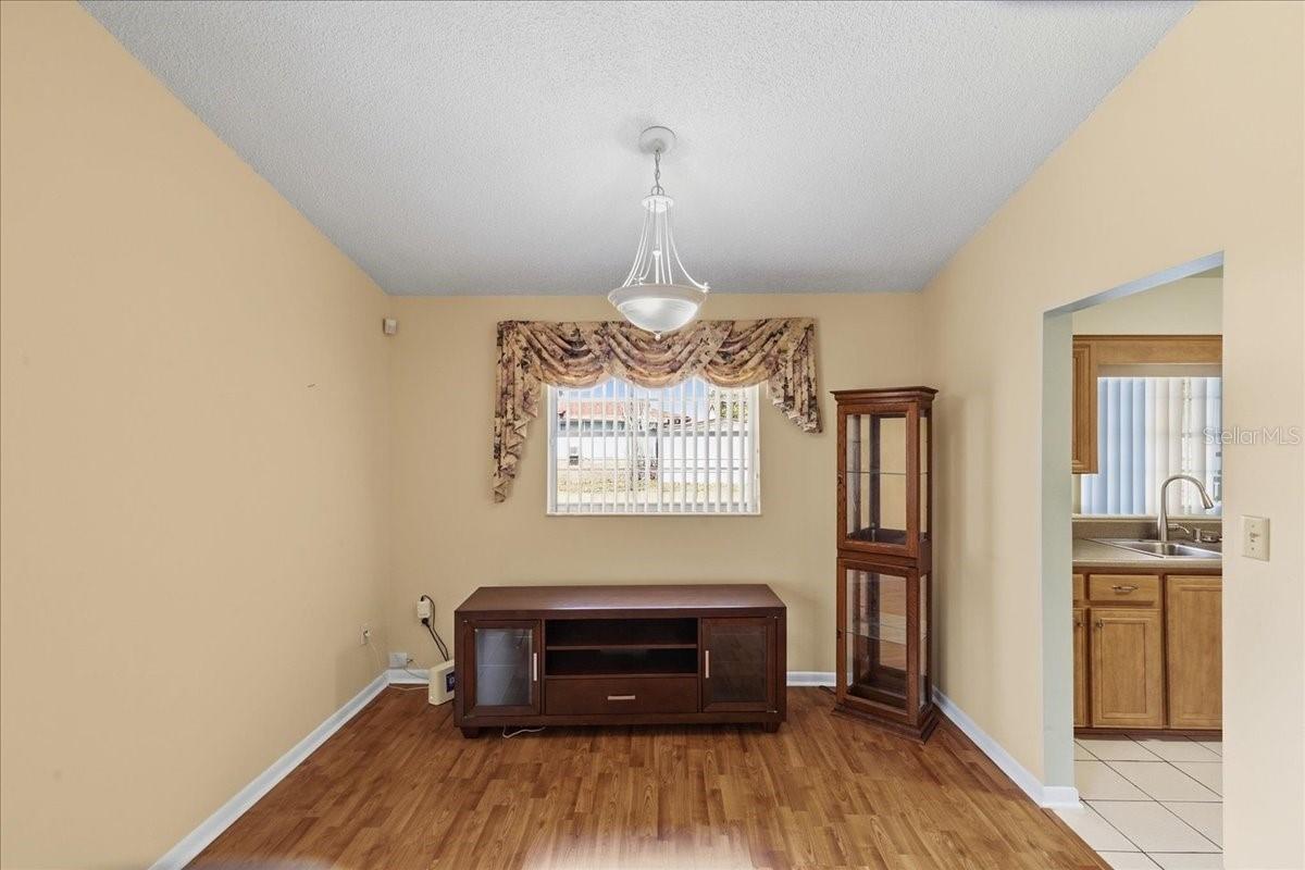 Image 14 of 59 For 7711 Ravana Drive