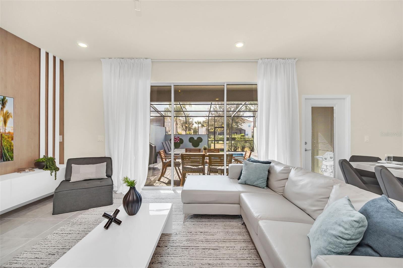 Image 19 of 65 For 7487 Oakmoss Loop