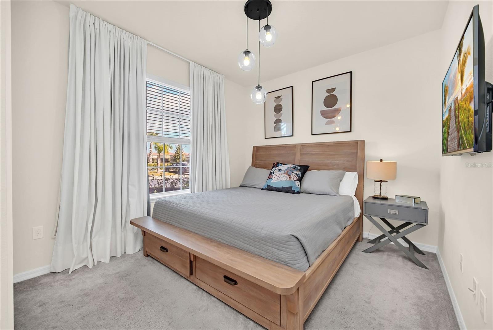 Image 27 of 65 For 7487 Oakmoss Loop