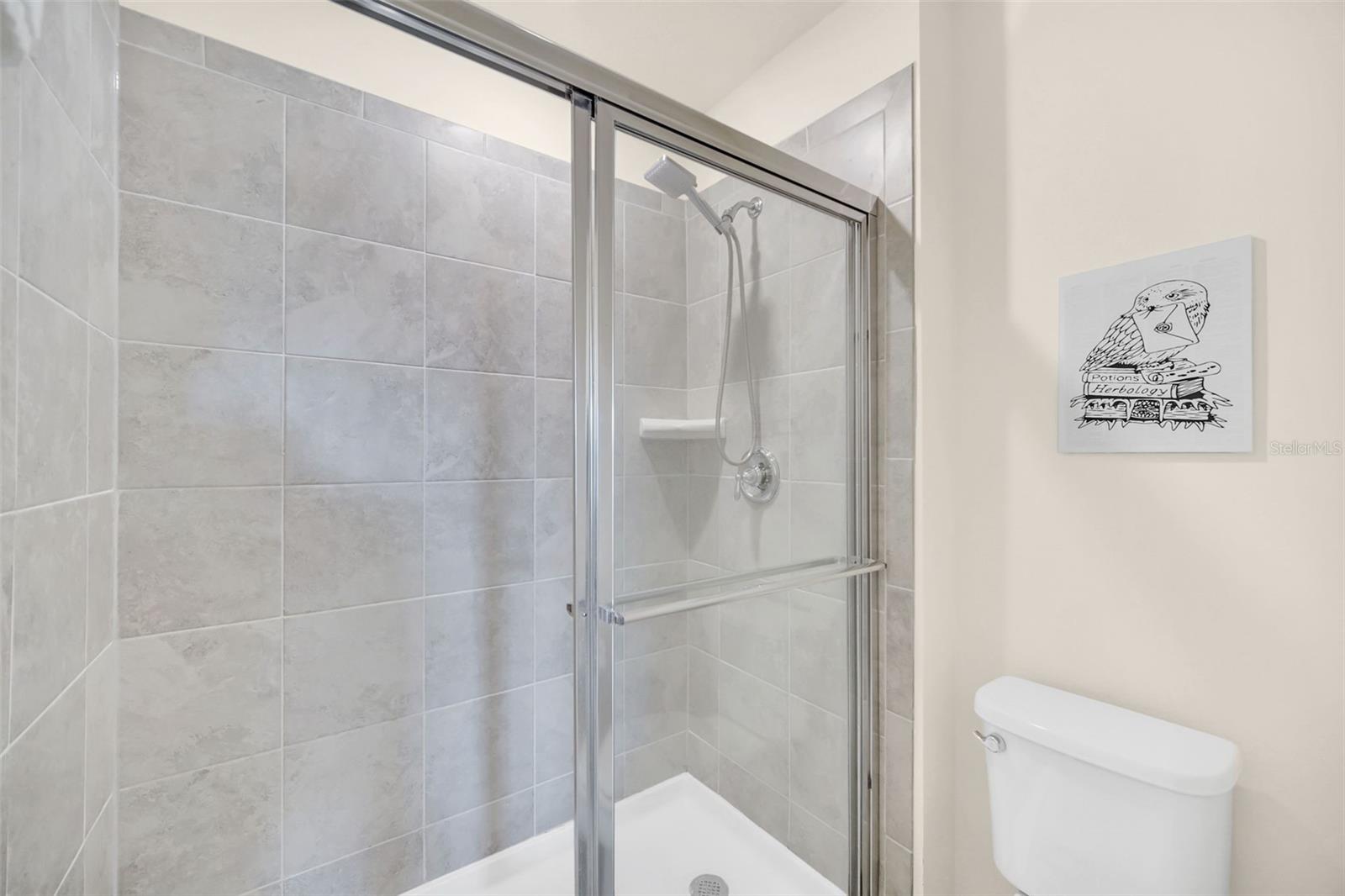 Image 51 of 65 For 7487 Oakmoss Loop