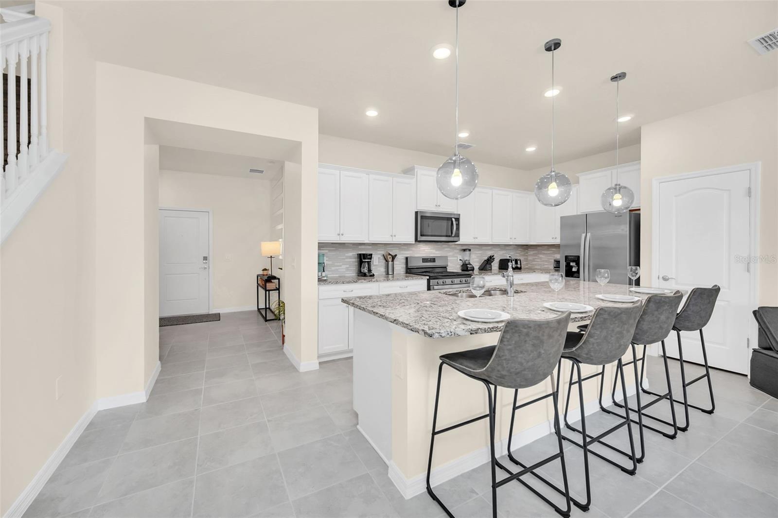 Image 7 of 65 For 7487 Oakmoss Loop