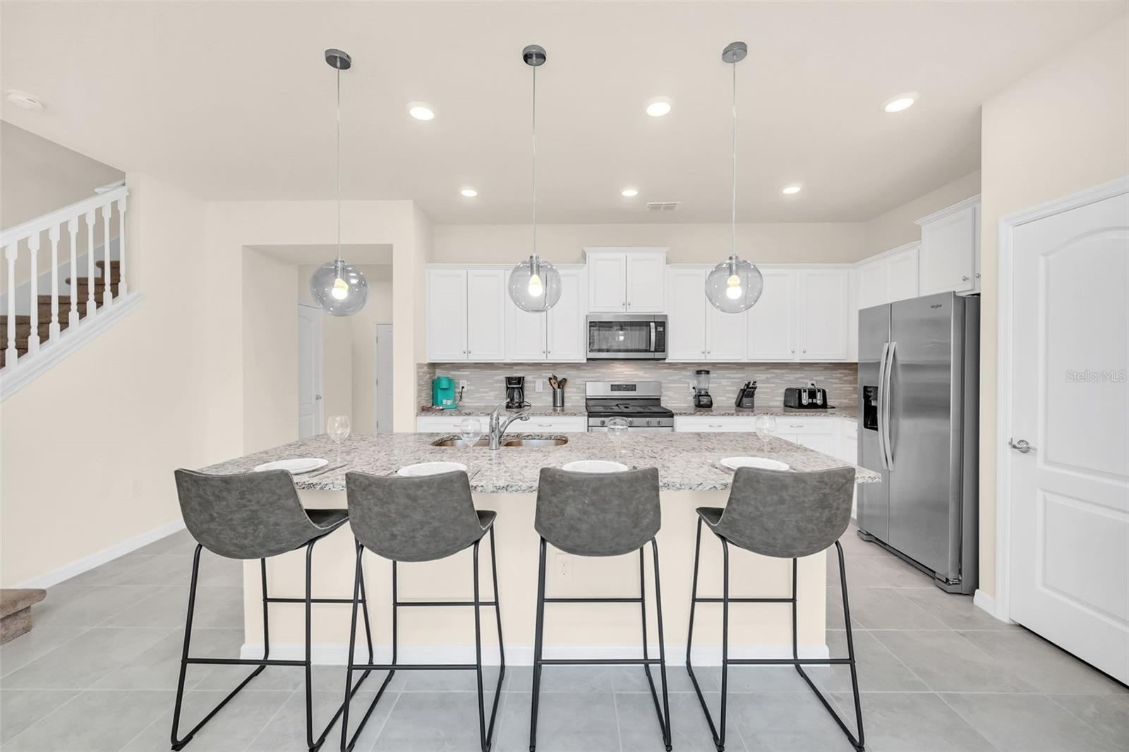 Image 9 of 65 For 7487 Oakmoss Loop