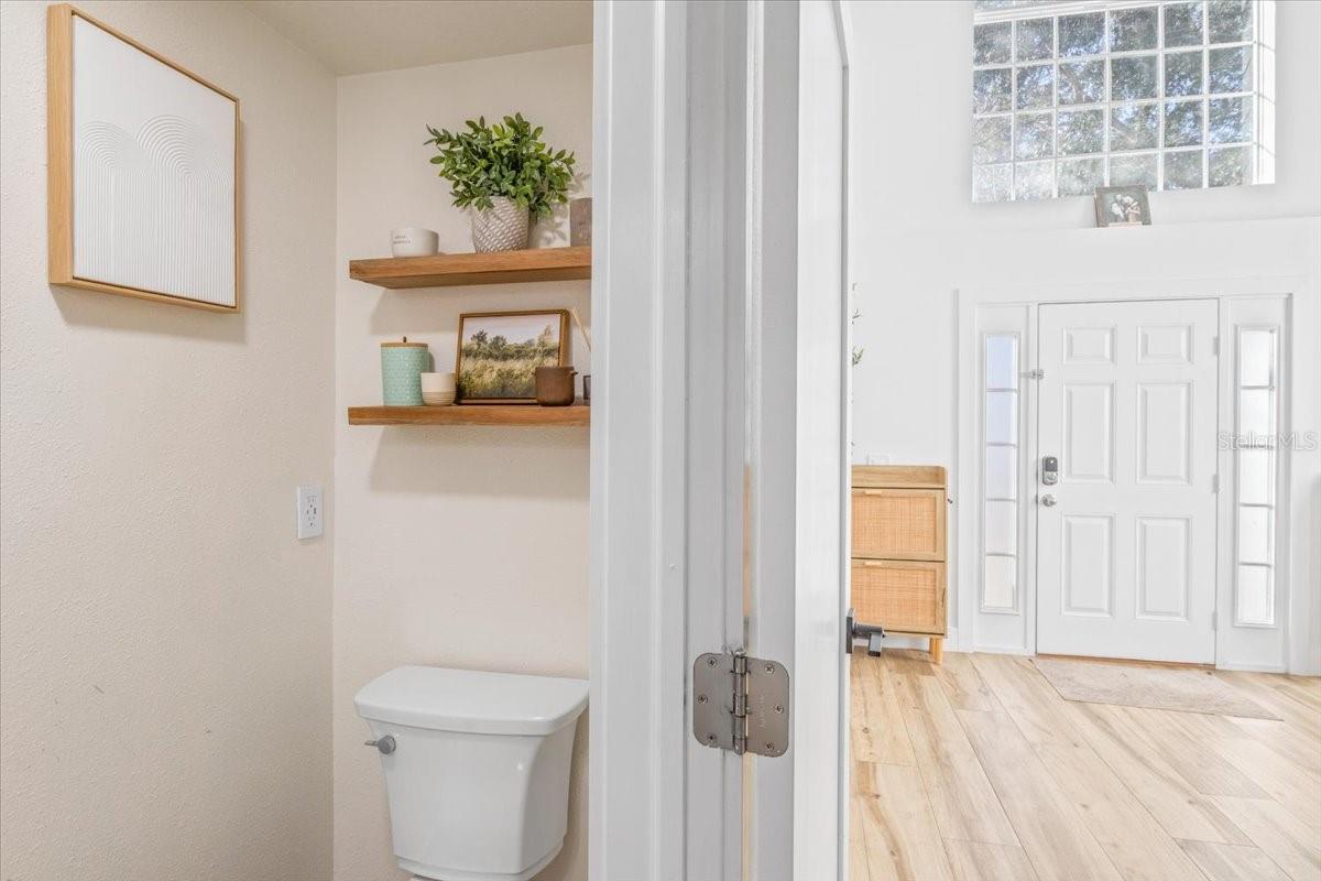 Image 11 of 32 For 673 Red Pepper Loop