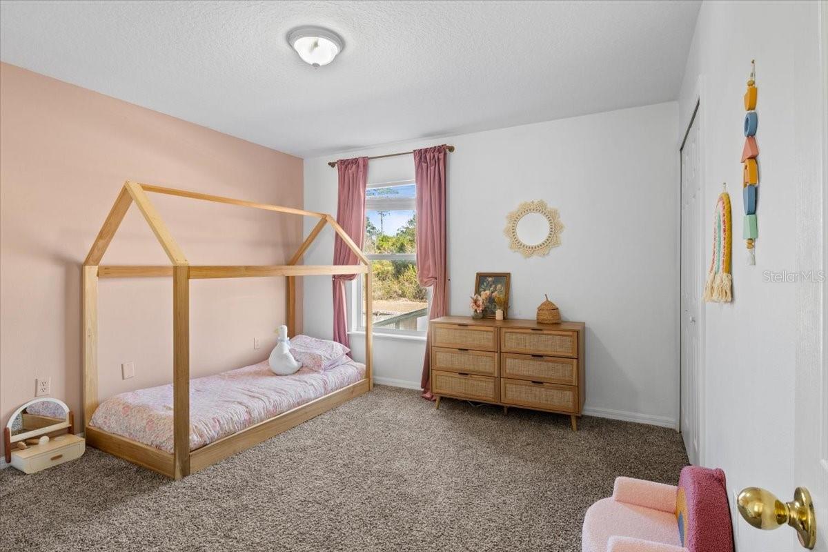 Image 22 of 32 For 673 Red Pepper Loop