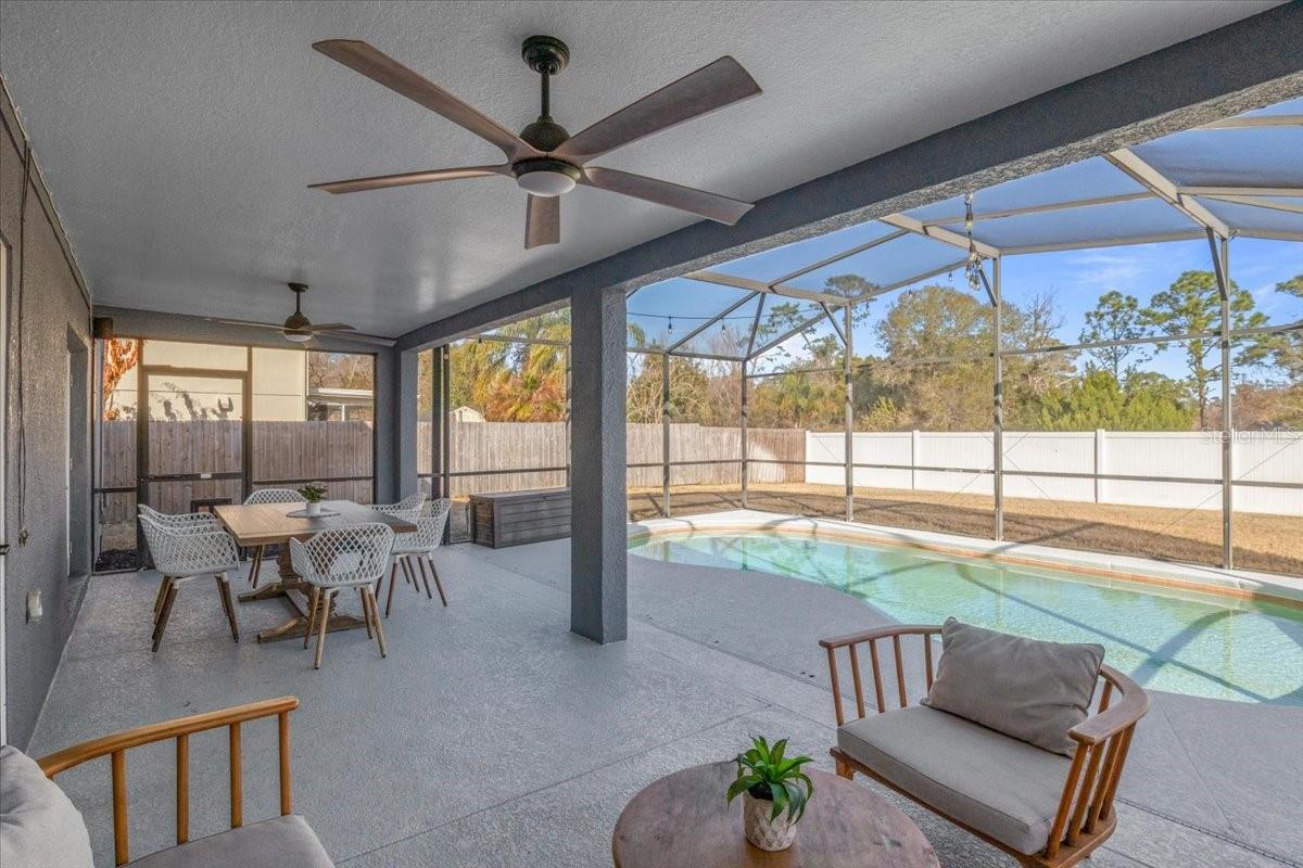 Image 28 of 32 For 673 Red Pepper Loop