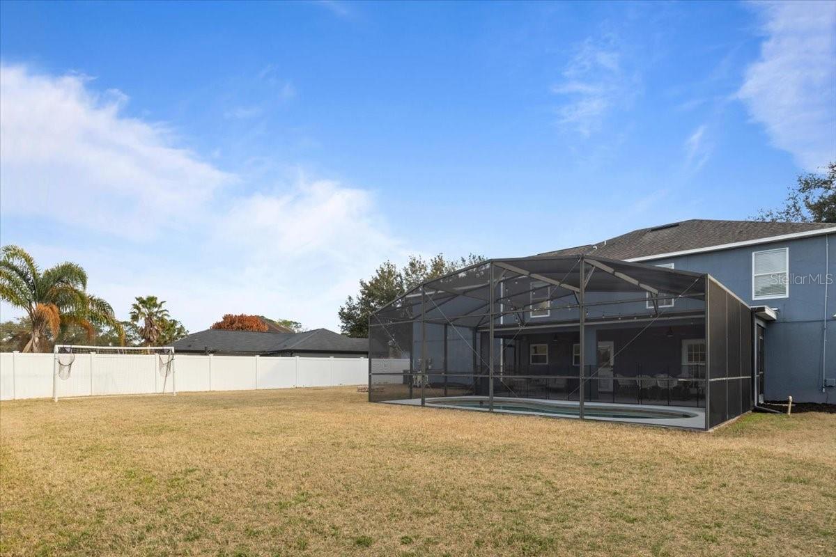 Image 31 of 32 For 673 Red Pepper Loop