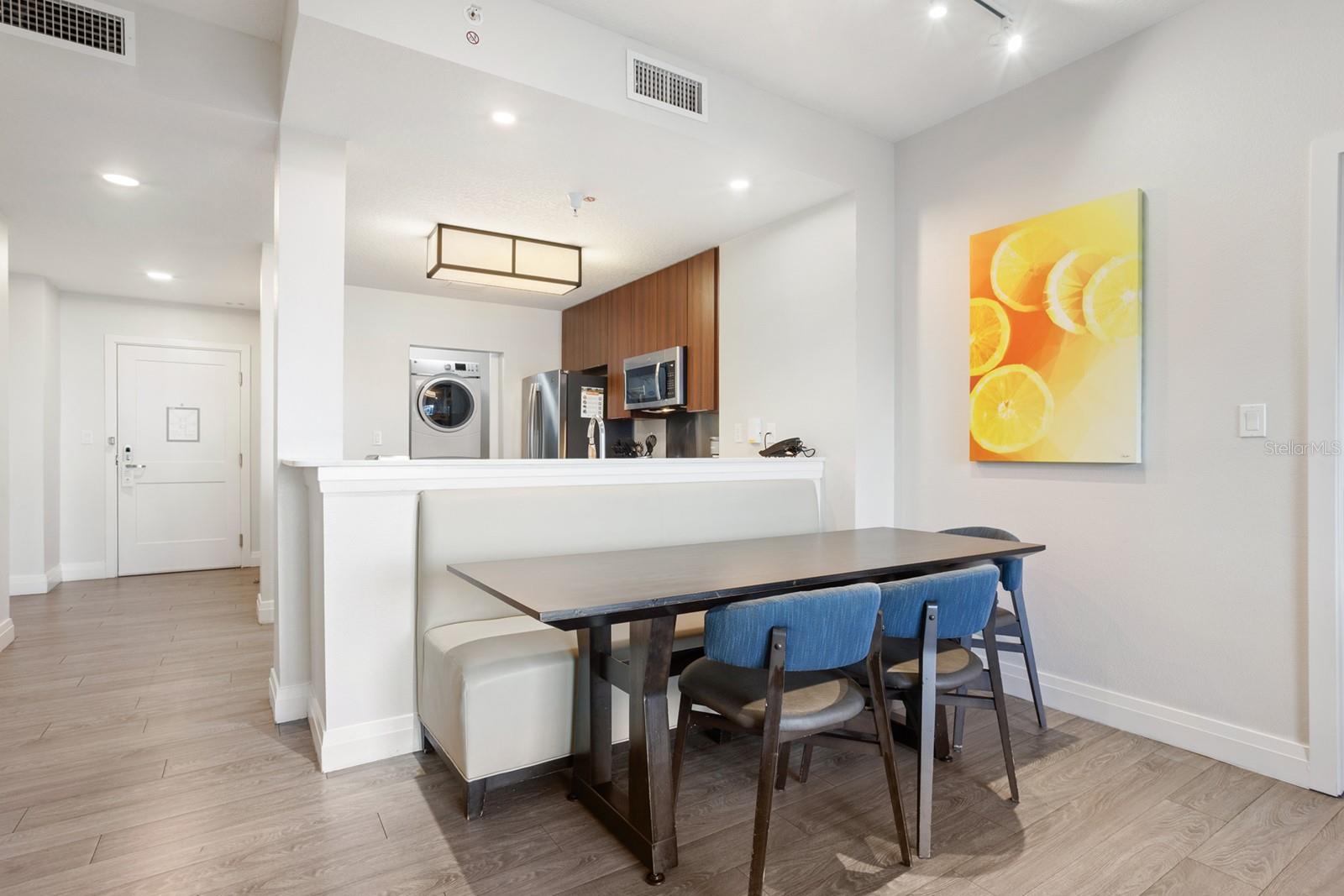 Image 10 of 59 For 14501 Grove Resort Avenue 2714