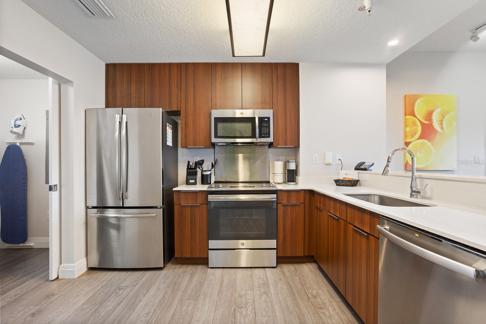 Image 13 of 59 For 14501 Grove Resort Avenue 2714