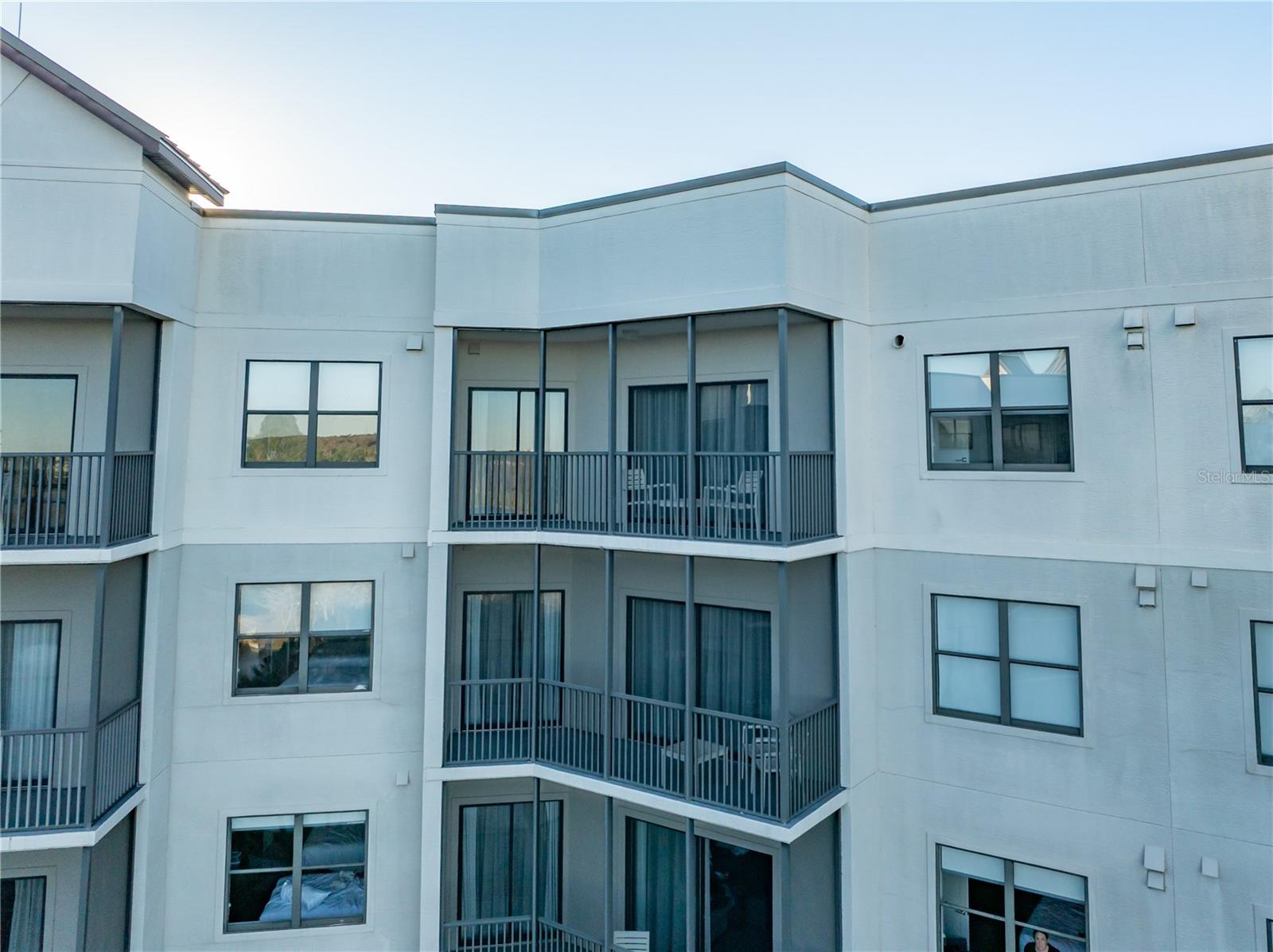 Image 5 of 59 For 14501 Grove Resort Avenue 2714