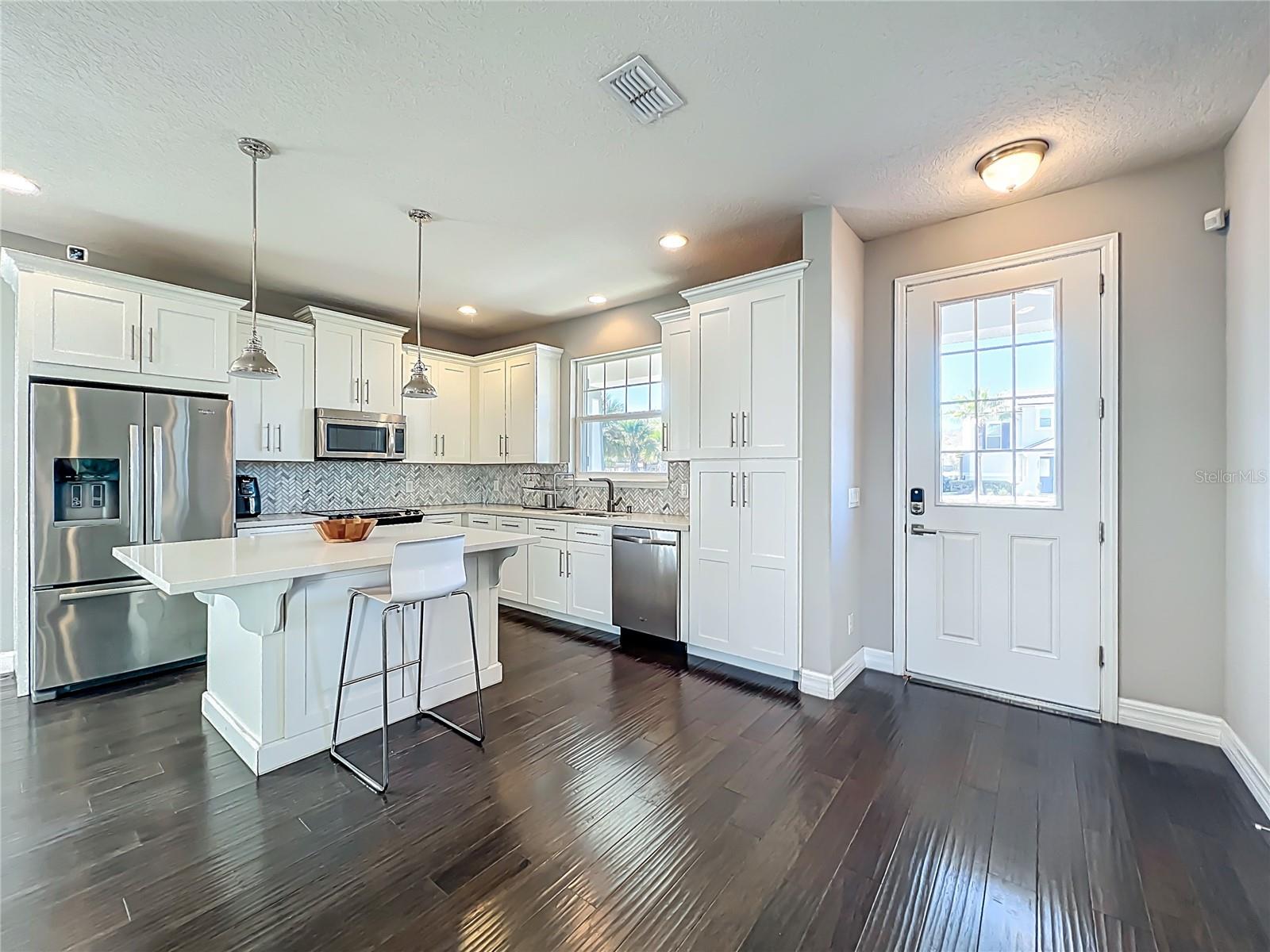 Image 11 of 66 For 4760 Silver Birch Way