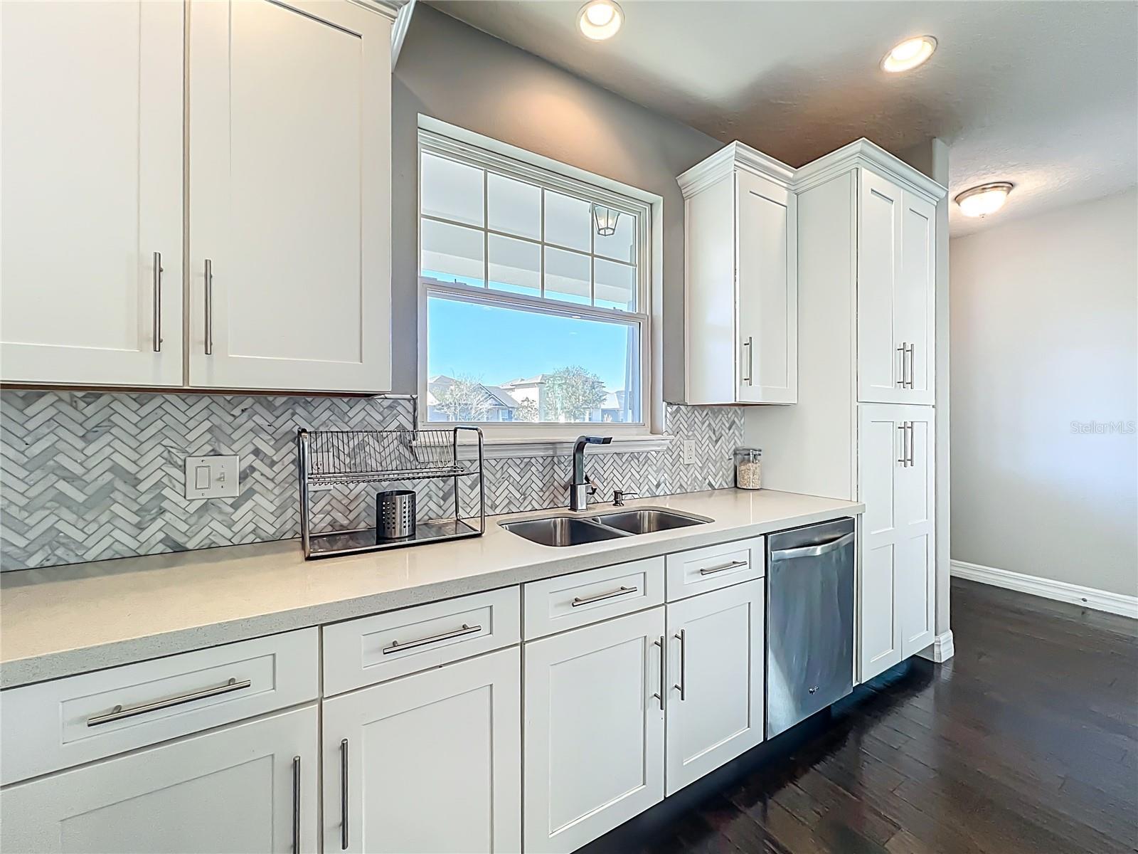 Image 16 of 66 For 4760 Silver Birch Way