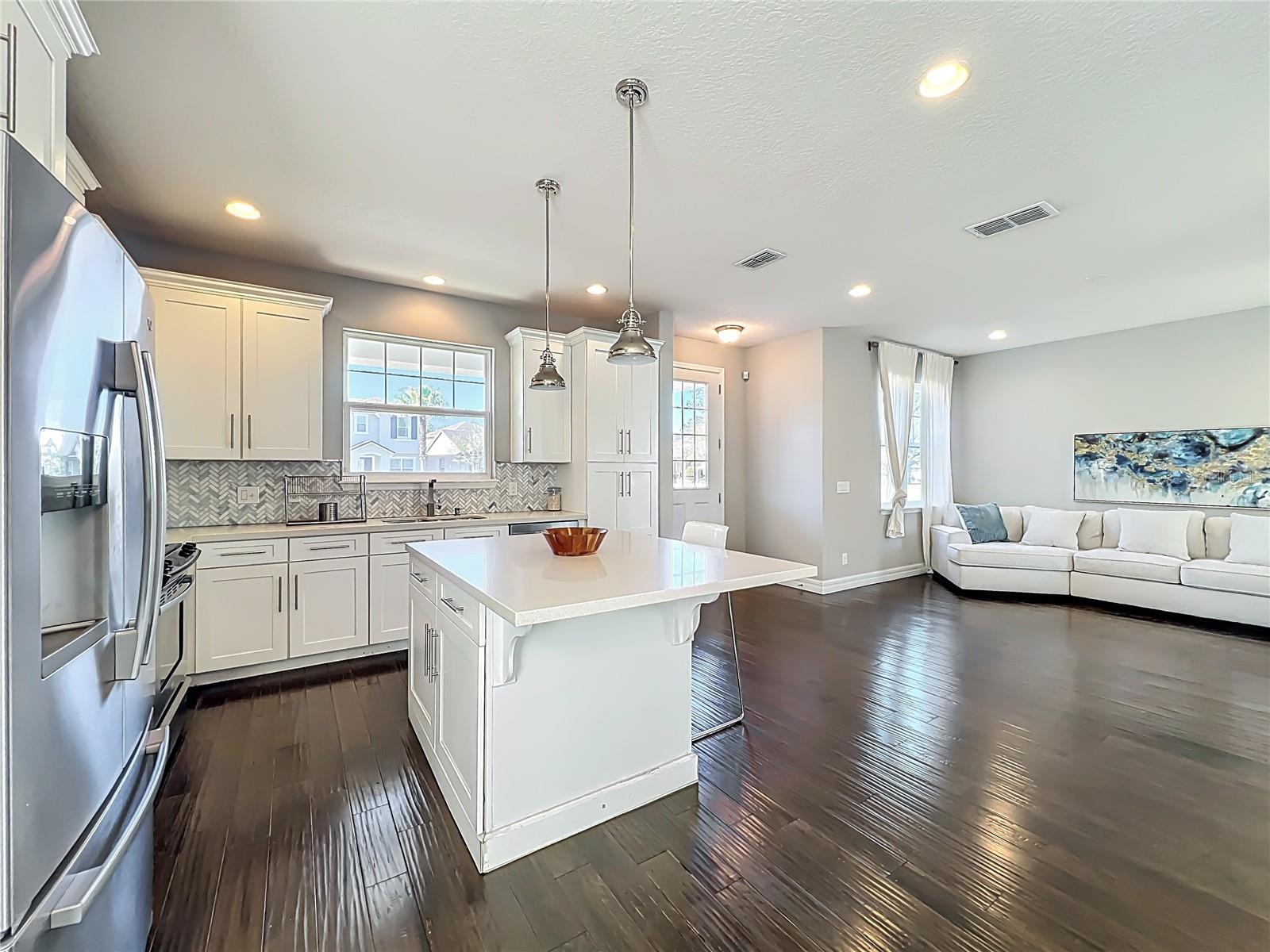 Image 18 of 66 For 4760 Silver Birch Way