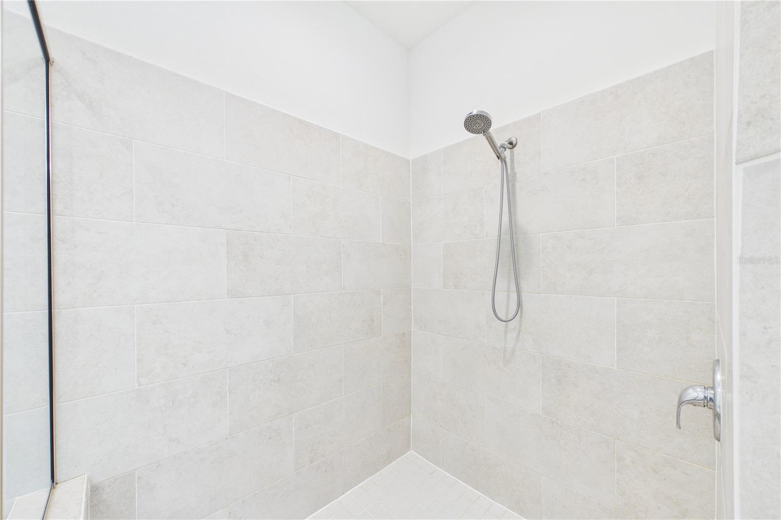 Image 20 of 43 For 5067 Moss Hammock Trail