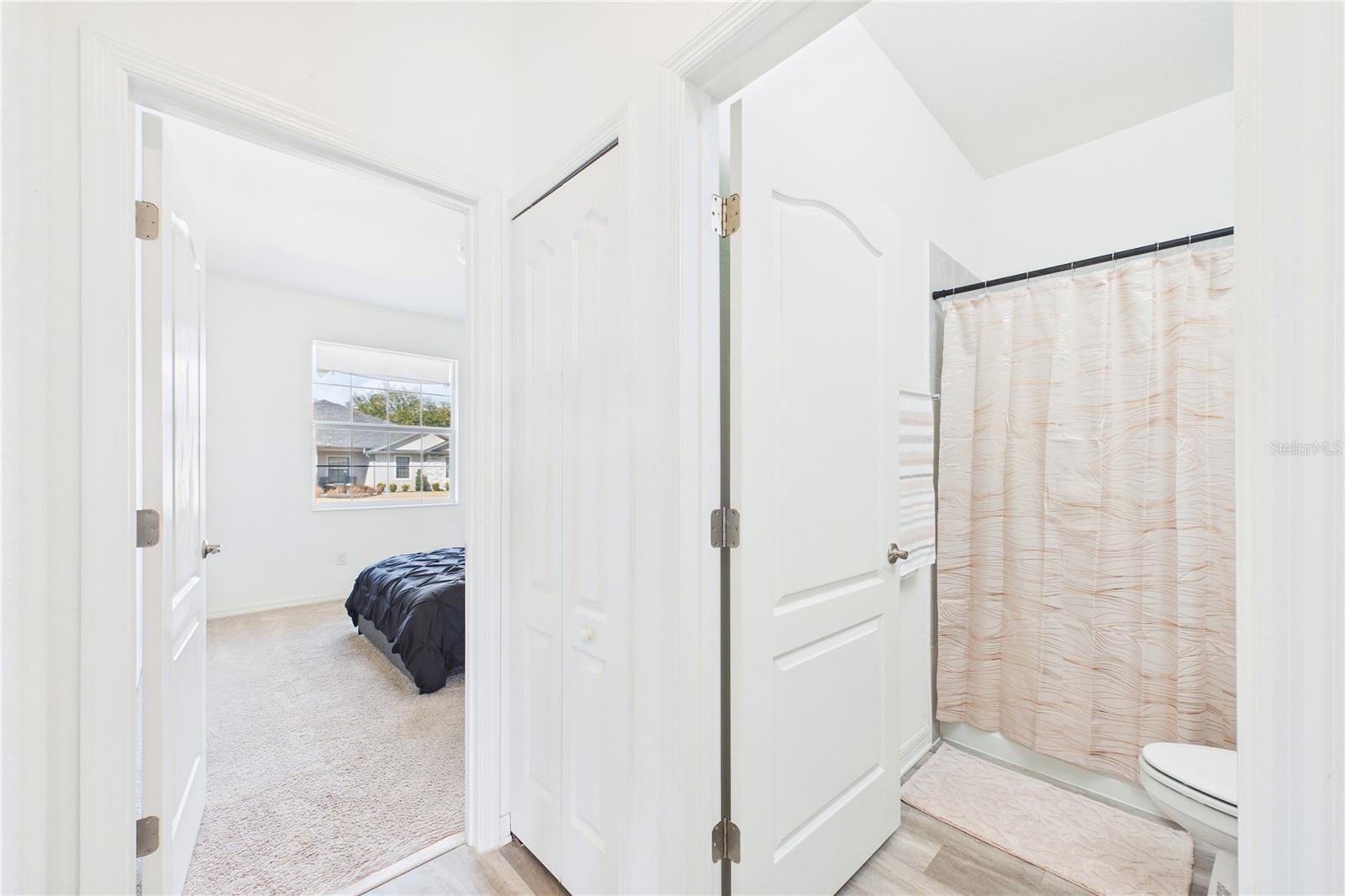 Image 26 of 43 For 5067 Moss Hammock Trail