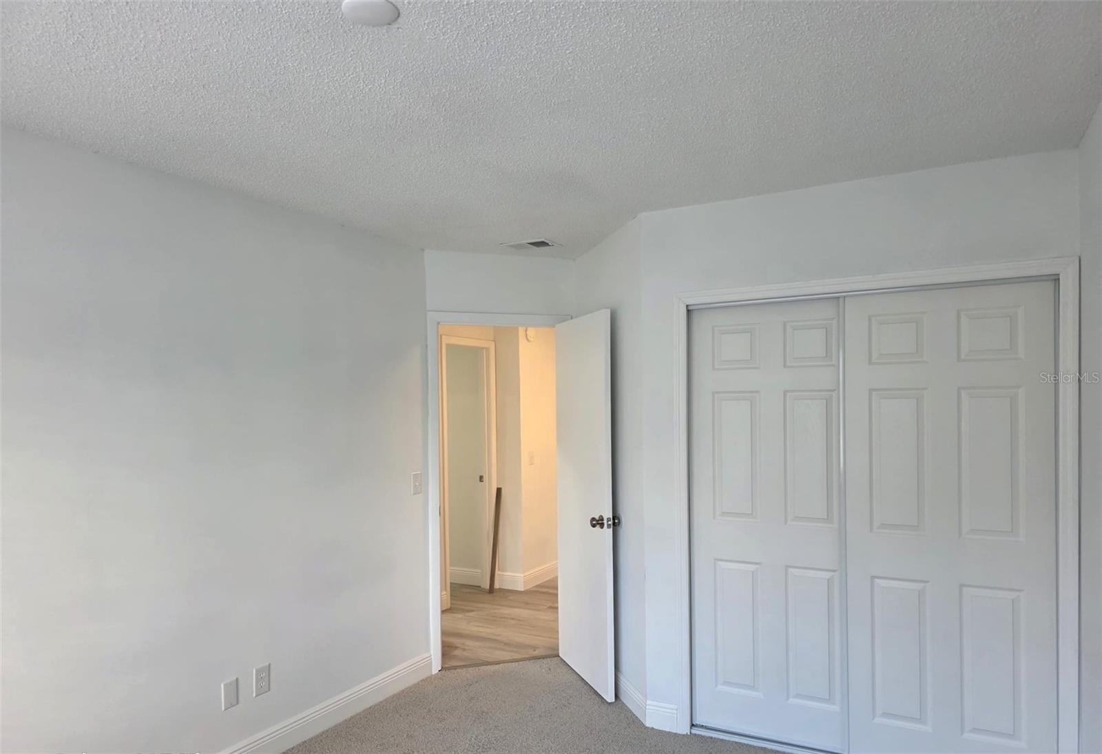 Image 14 of 28 For 4402 Ring Neck Road 19b