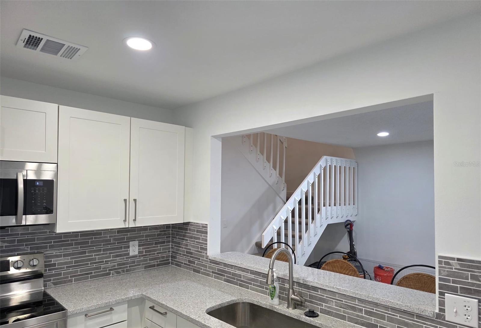 Image 5 of 28 For 4402 Ring Neck Road 19b