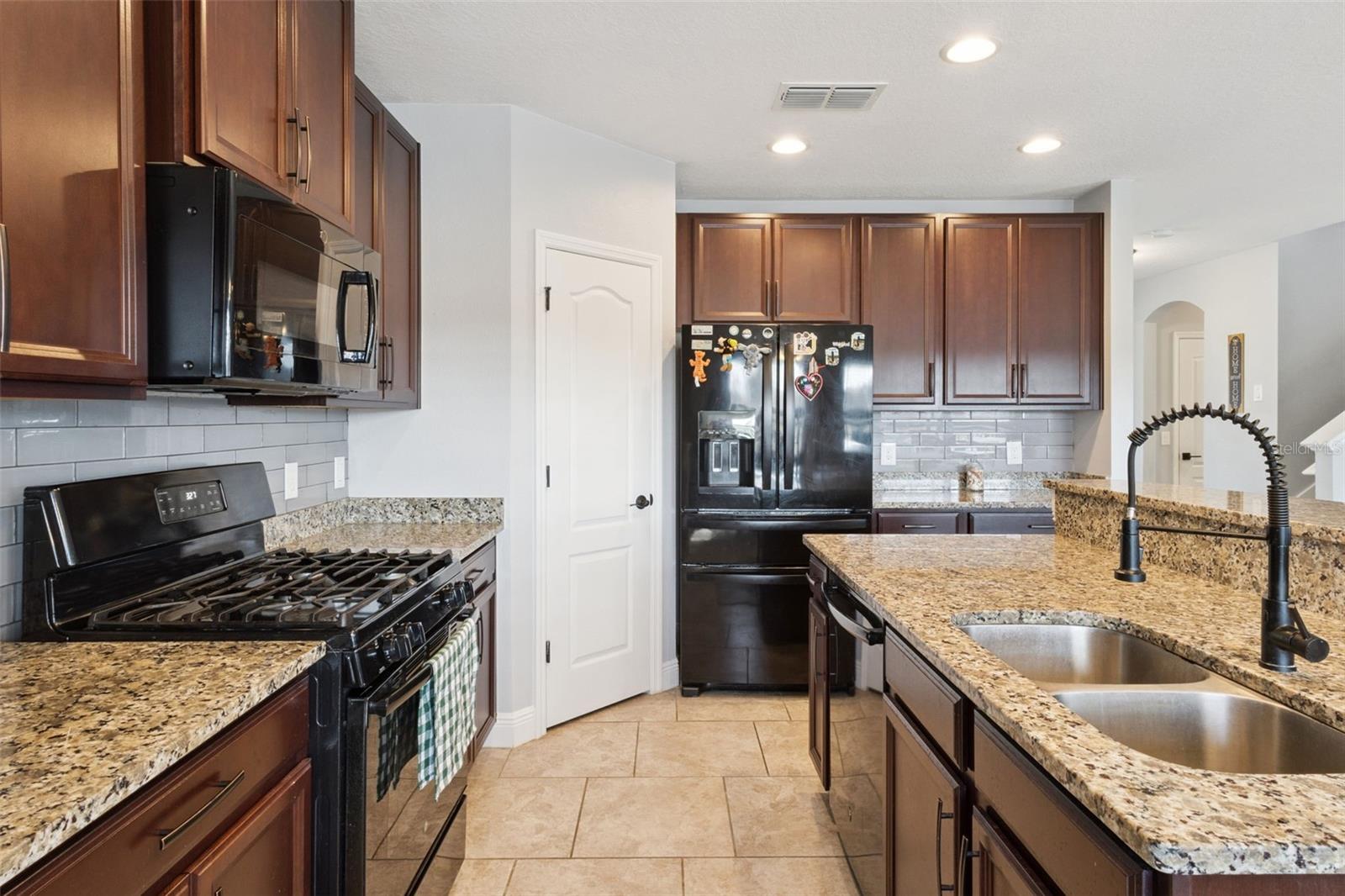 Image 20 of 69 For 4312 Tigris Drive