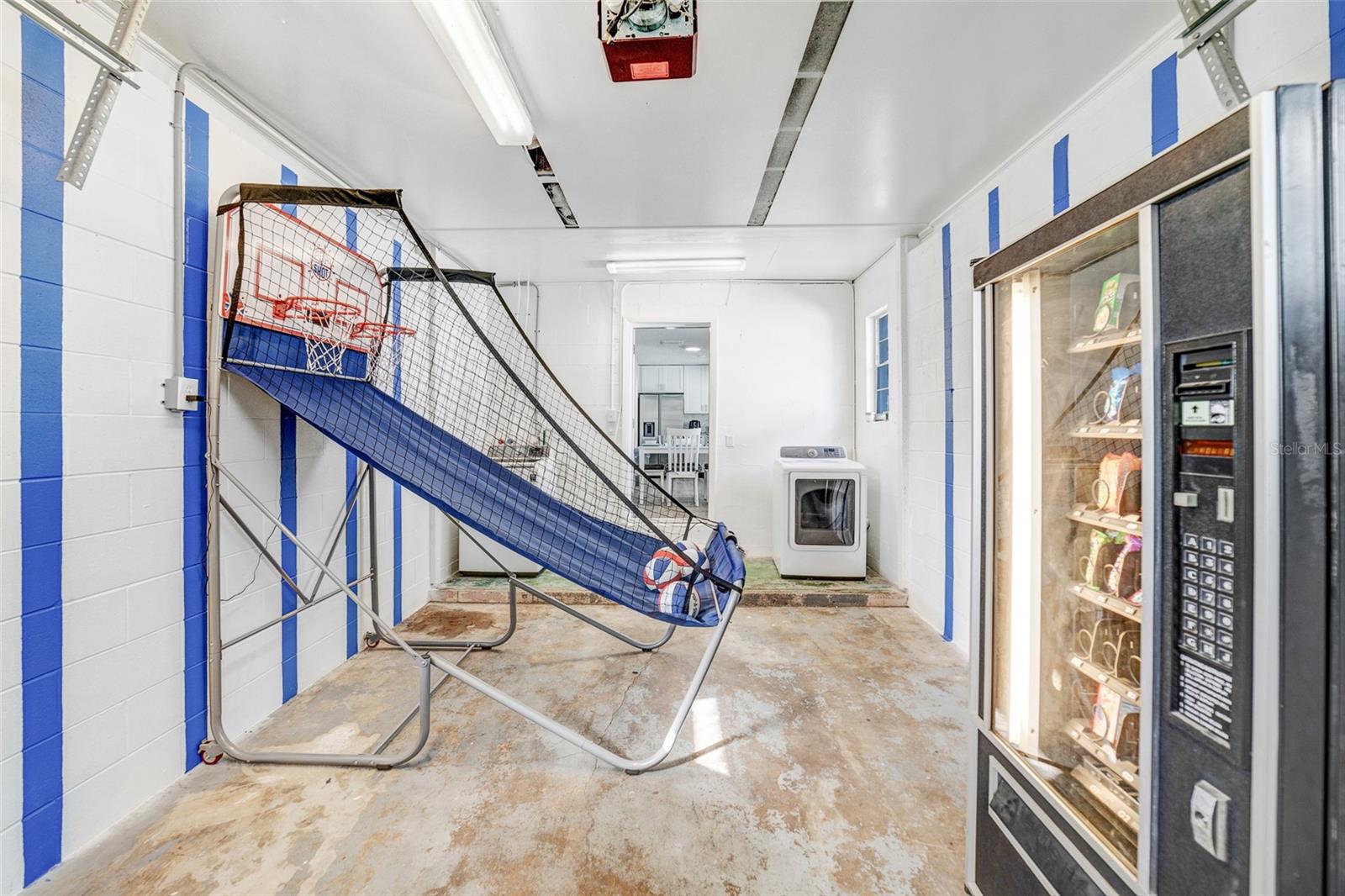 Image 15 of 17 For 718 Doby Avenue