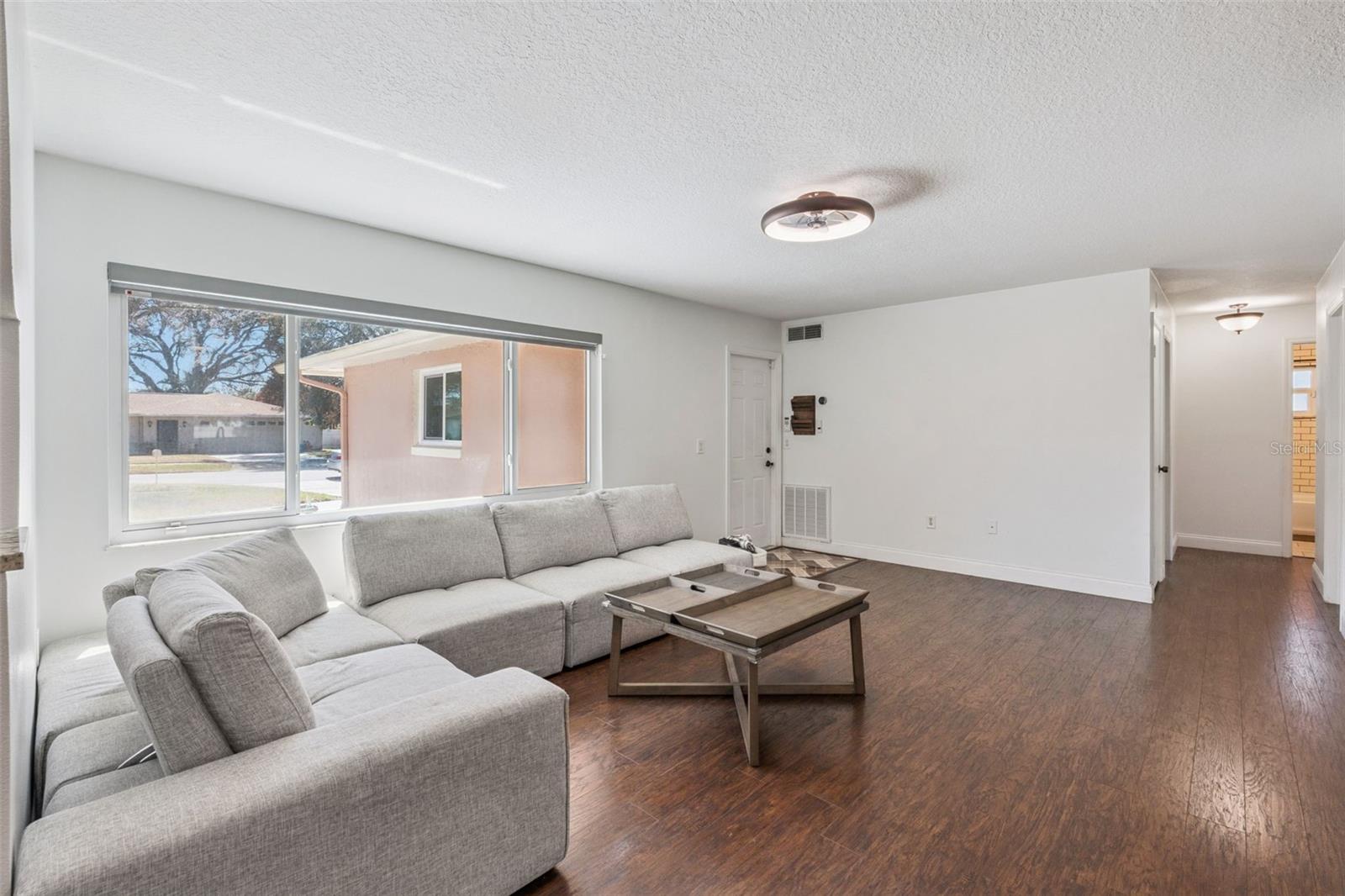 Image 10 of 42 For 6812 Tamarind Circle