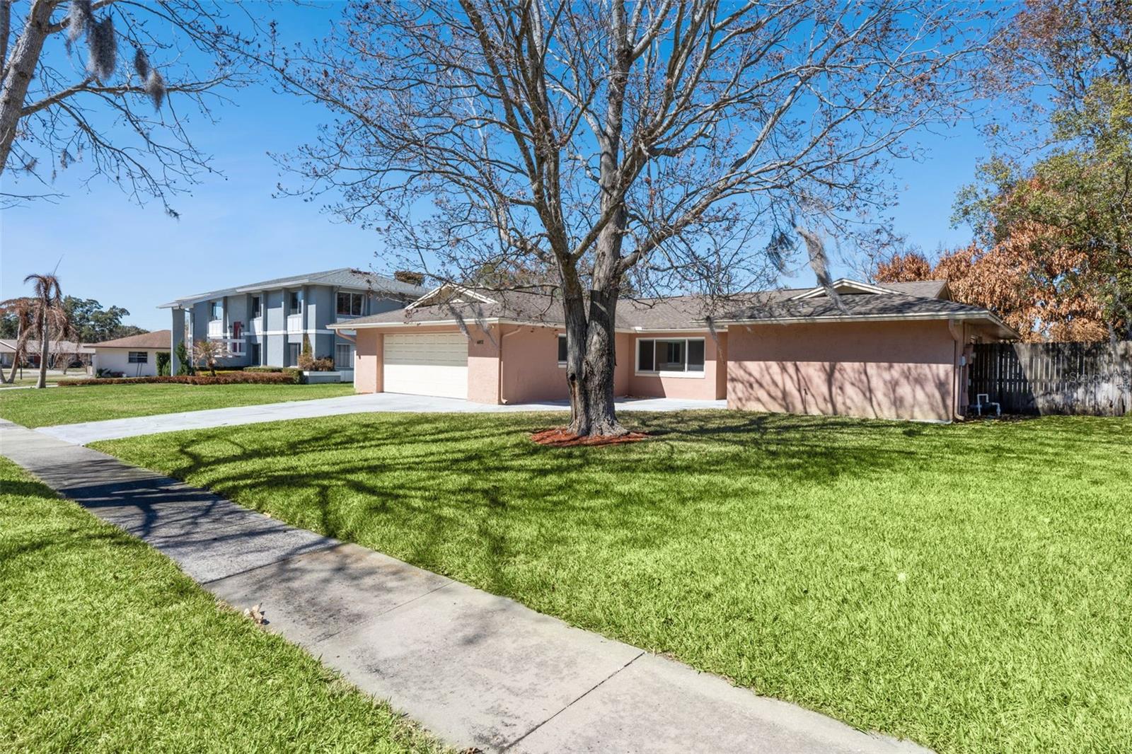 Image 13 of 42 For 6812 Tamarind Circle