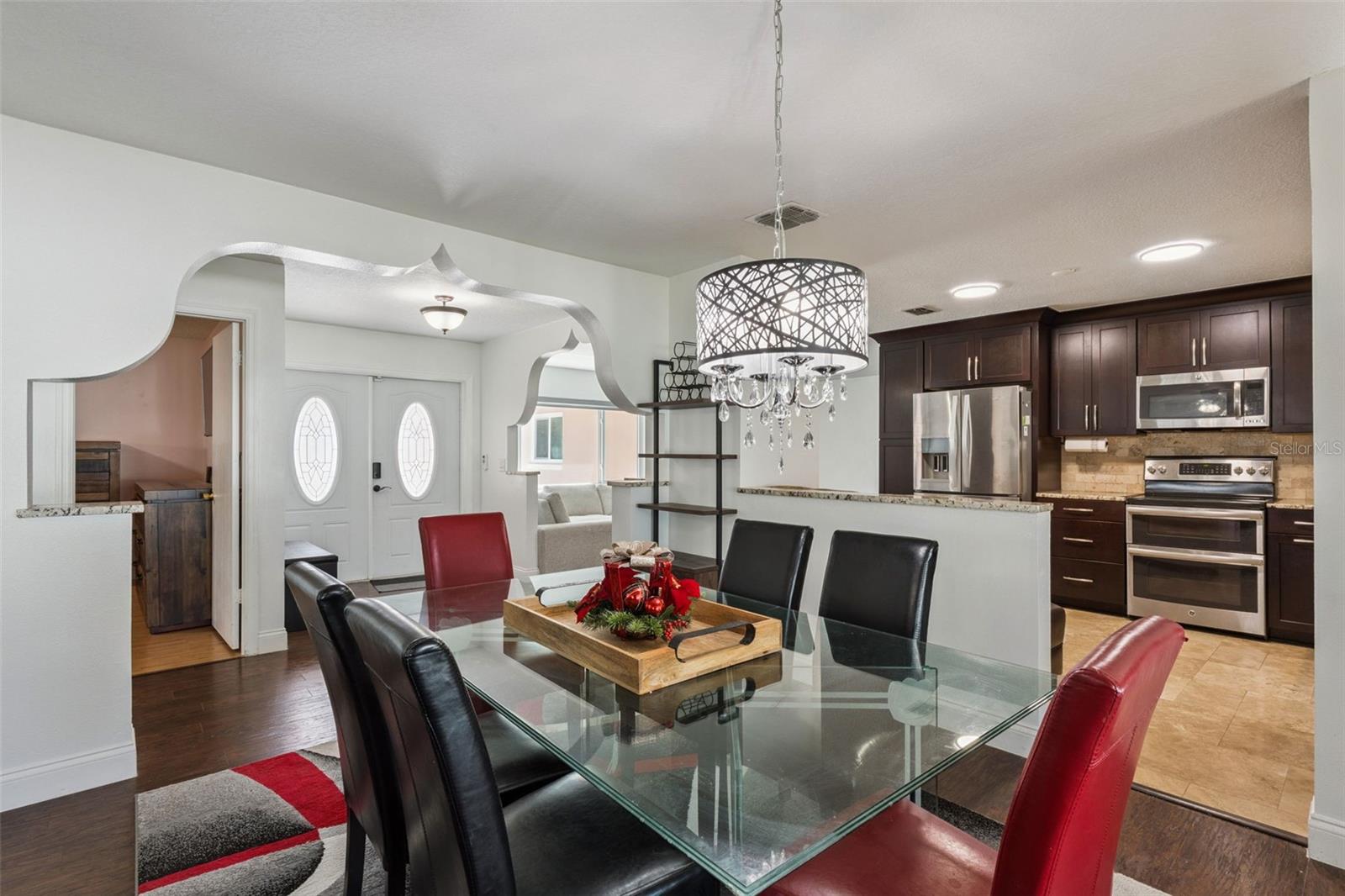 Image 17 of 42 For 6812 Tamarind Circle