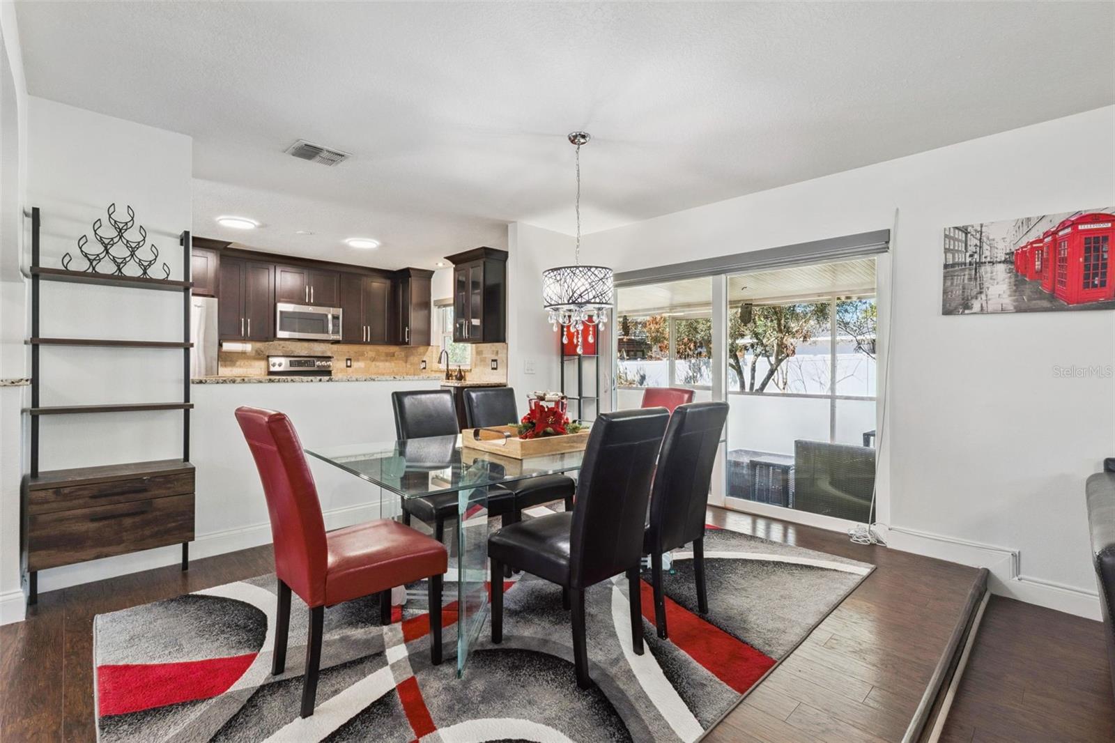 Image 19 of 42 For 6812 Tamarind Circle